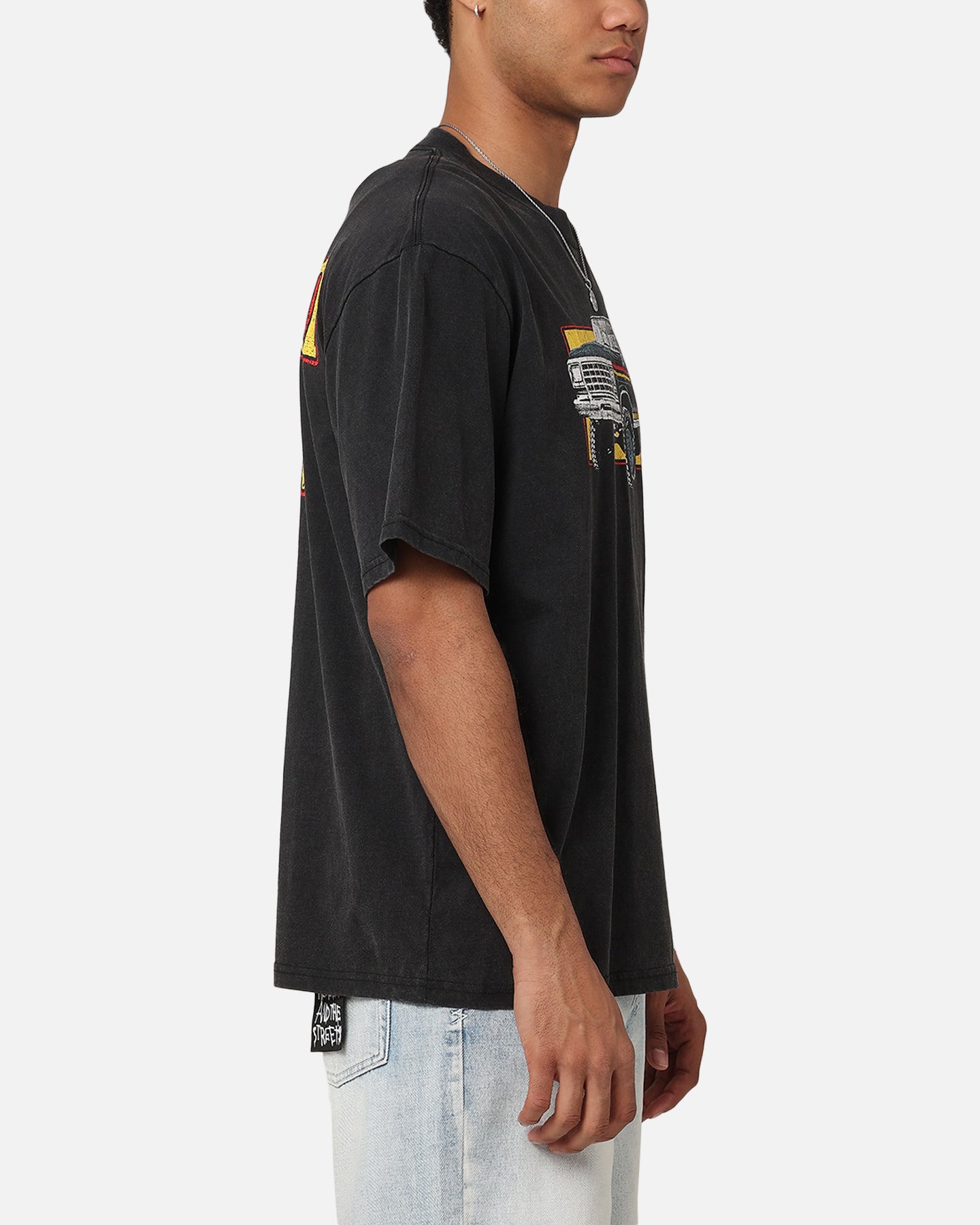 {product_title} - {shop_name}