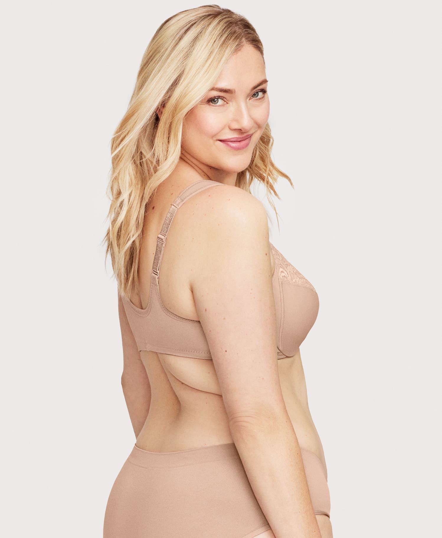  Front-Closure WonderWire Bra Cafe、mySite、justintrudeaud