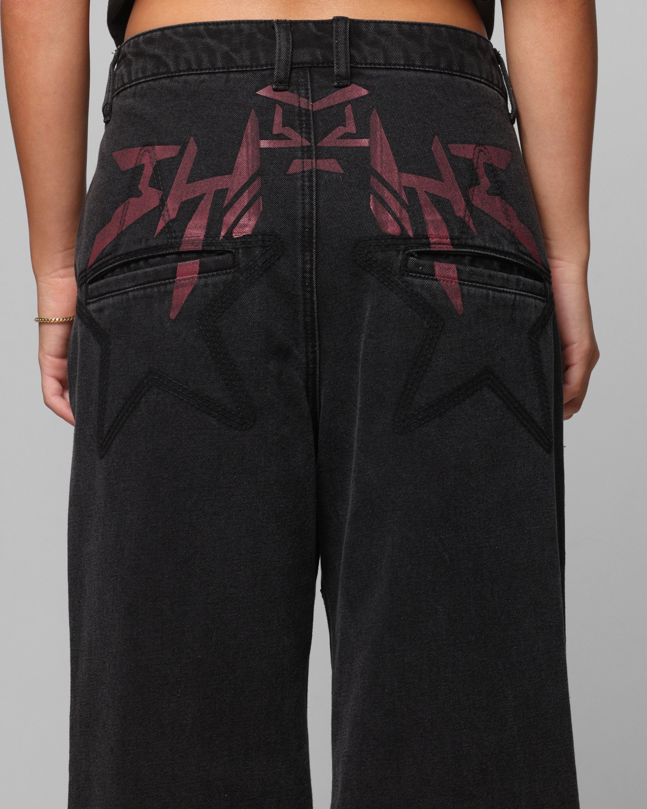 {product_title} - {shop_name}