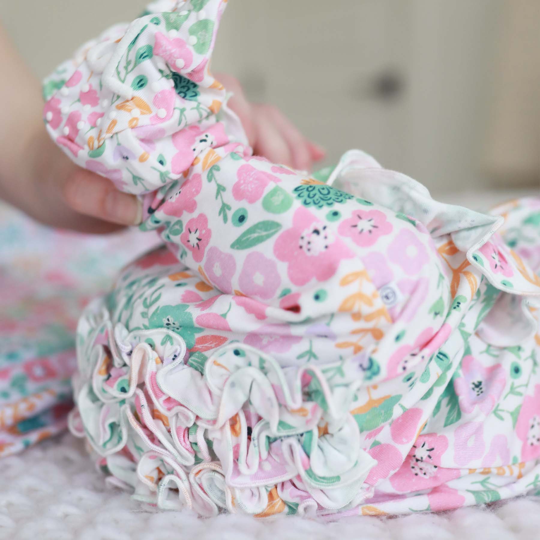  Willow's Whimsy Floral Ruffle Zipper Footie、mySite、layawaytickets