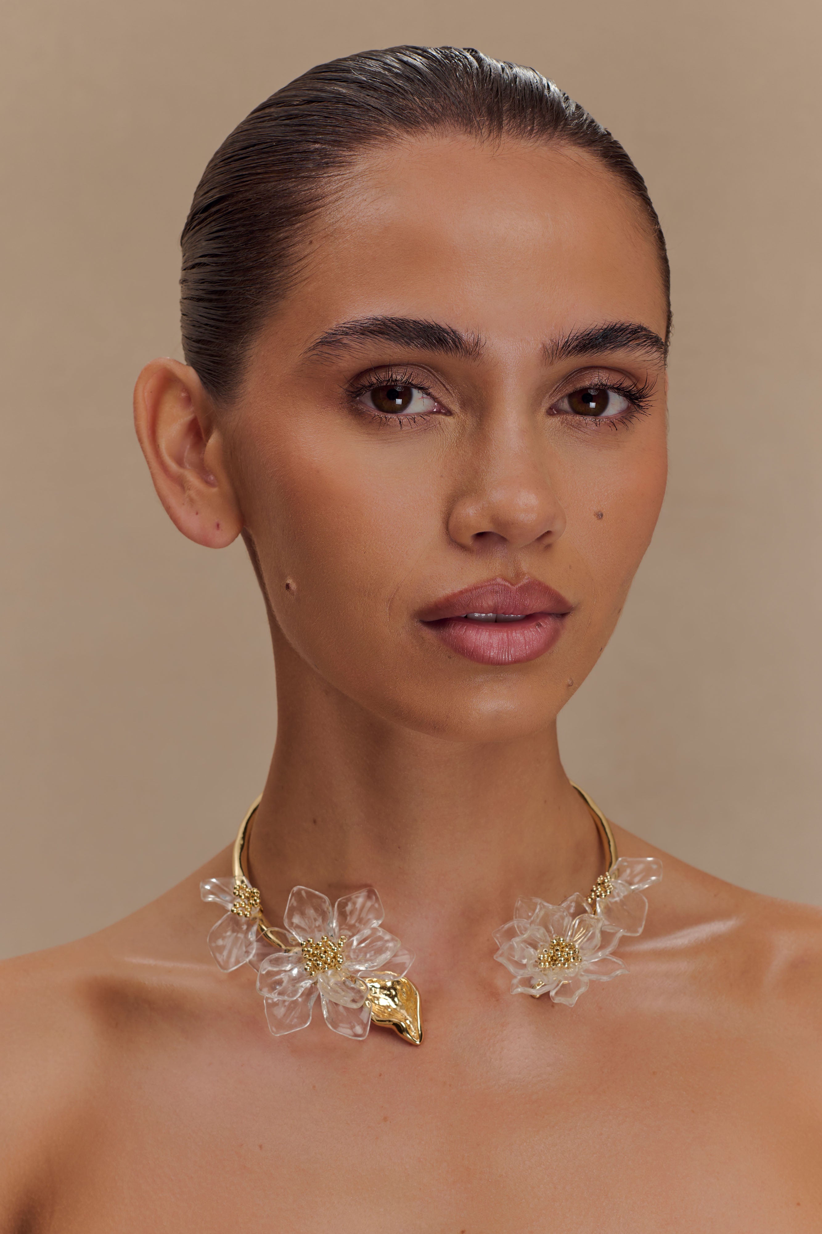 Naomi Acrylic Flower Necklace - Gold、mySite、solidvoid