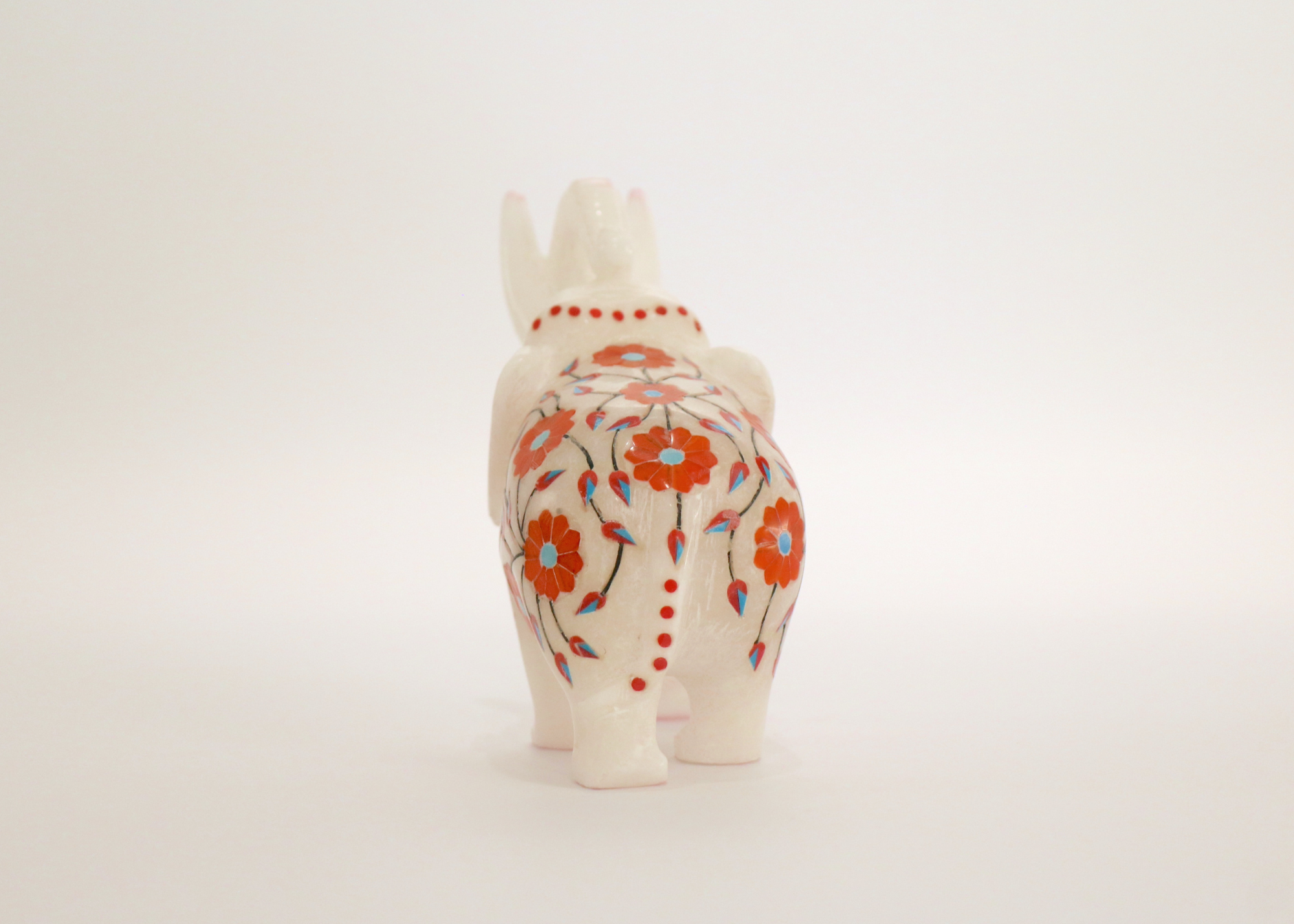 Elephant - White marble, semi-precious gemstones (13 cm)、mySite、topwebapps