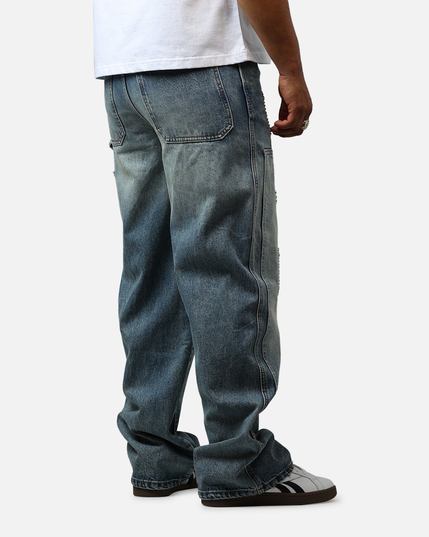 {product_title} - {shop_name}