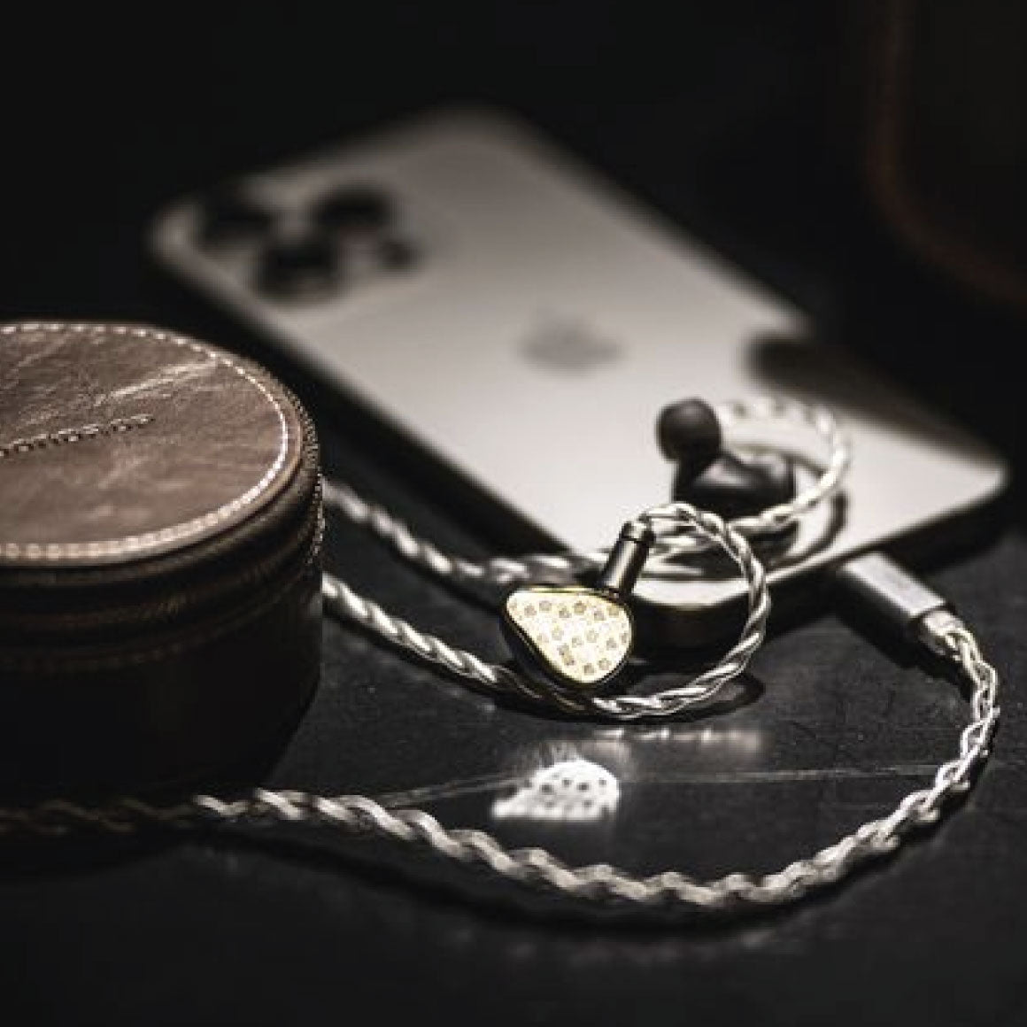  Moondrop - MAY、mySite、merchandisen