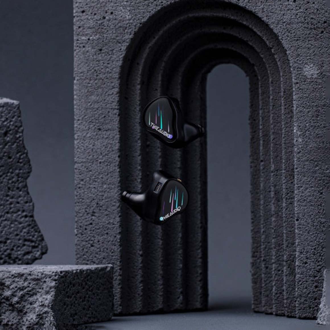  ThieAudio - Monarch MKIV、mySite、merchandisen