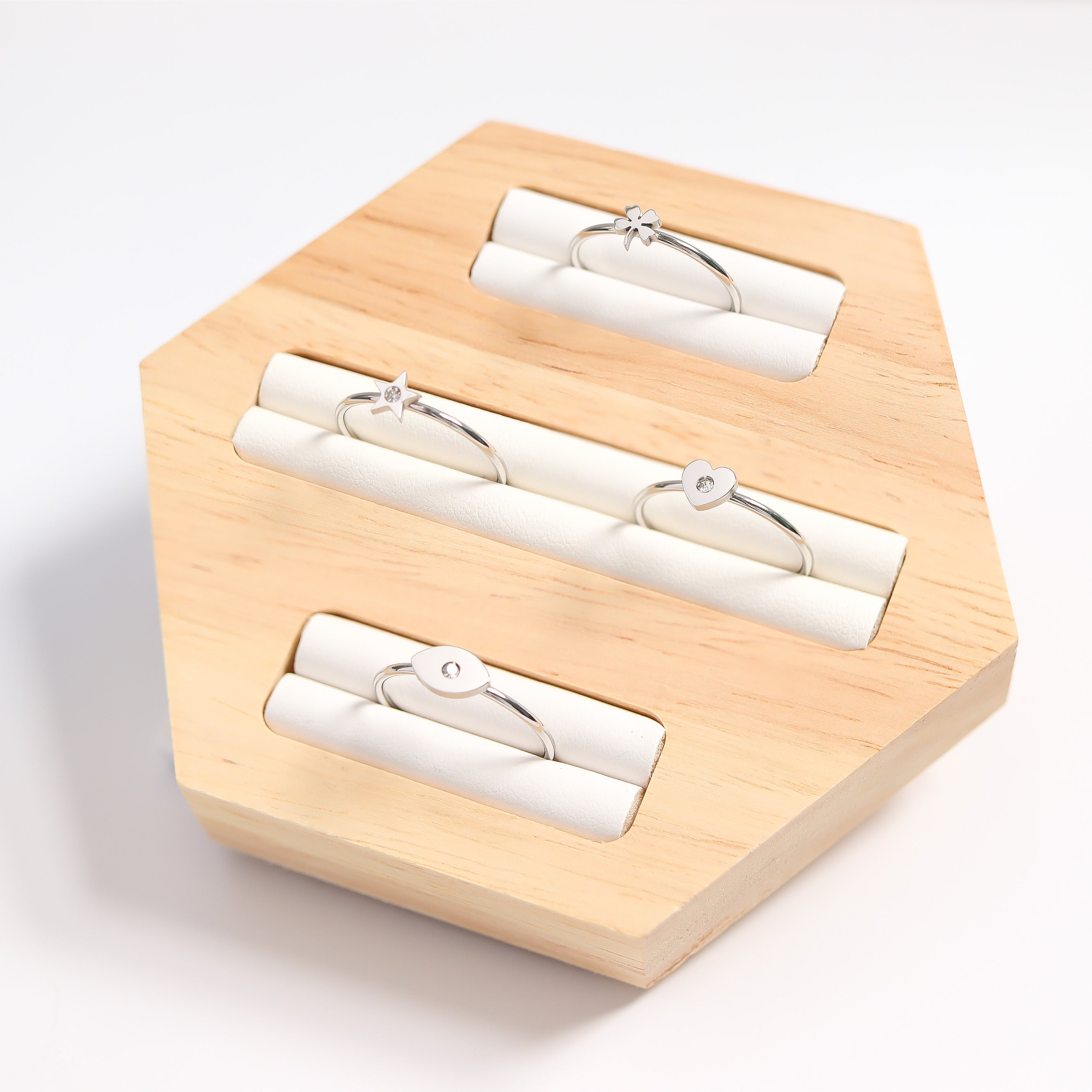 18K Gold PVD Stainless Steel Four Leaf Clover Symbol Ring / ZRJ0002、mySite、dreamappss