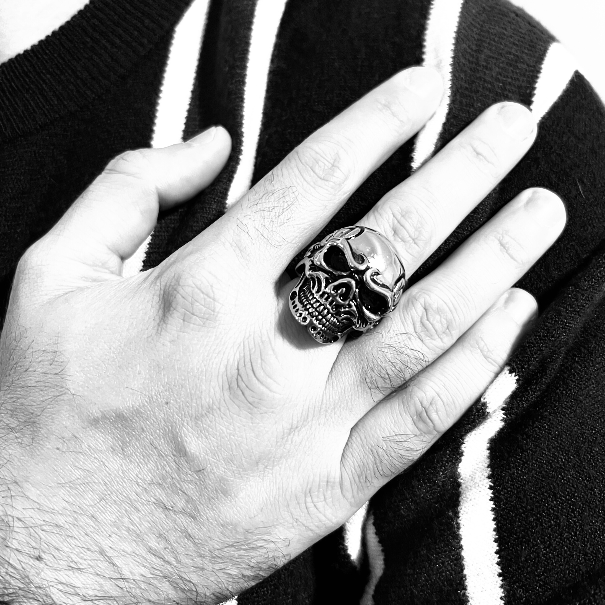 Stainless Steel Skull With Skeleton Accents Ring / SCR4048、mySite、dreamappss