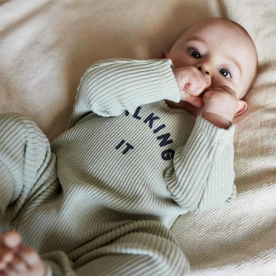  Claude & Co Milking It Onesie - Pistachio、mySite、merchandisen