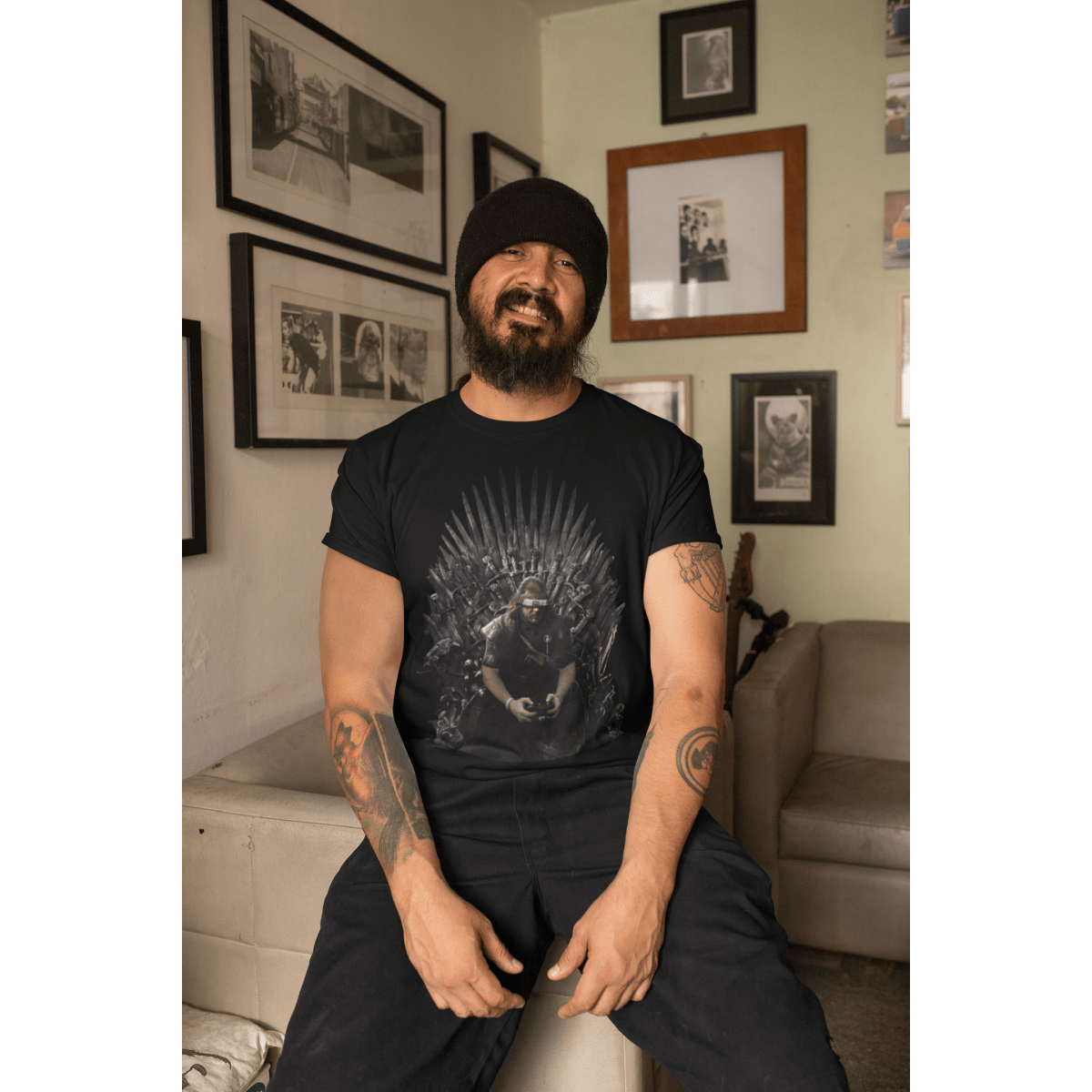  Game of Drones Men's Classic Tee by WREKD Co.、mySite、merchandisen