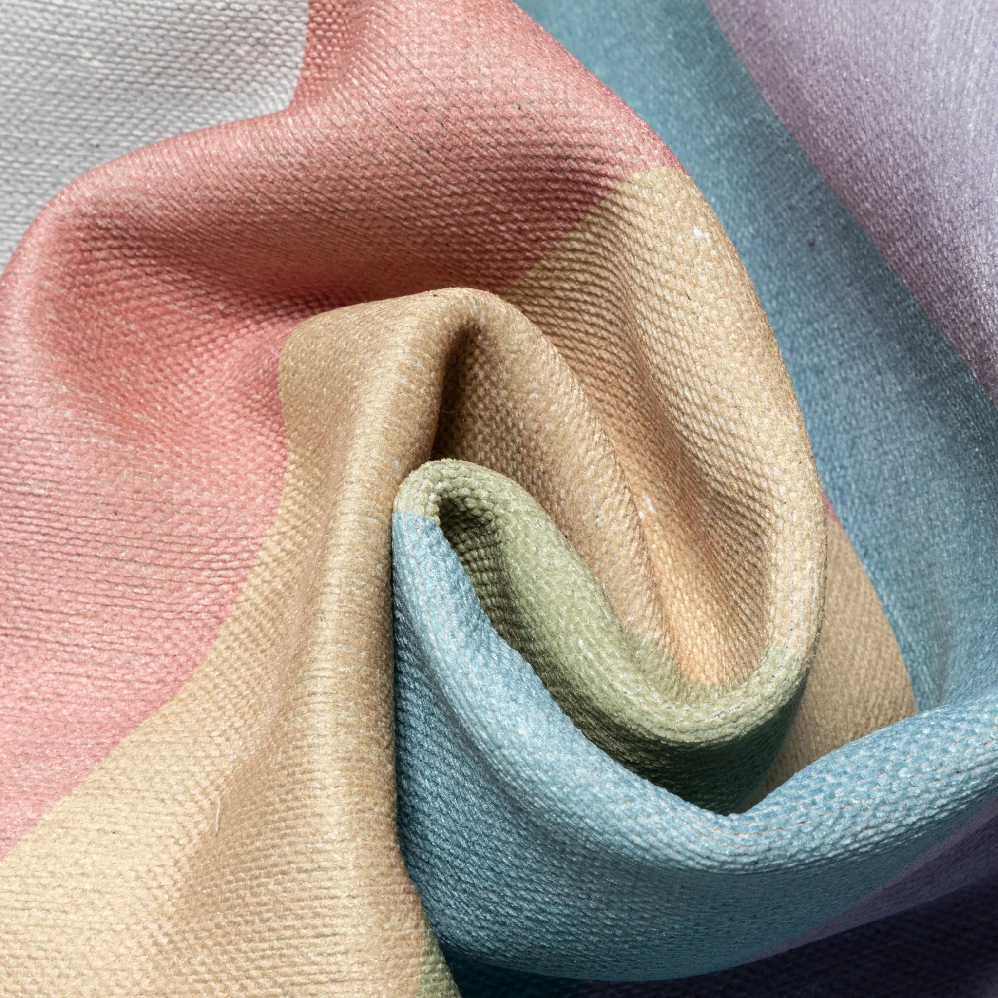 Rainbow Modern Multi Color Area Flat-Weave Rug、mySite、gigharbornorthrealestate