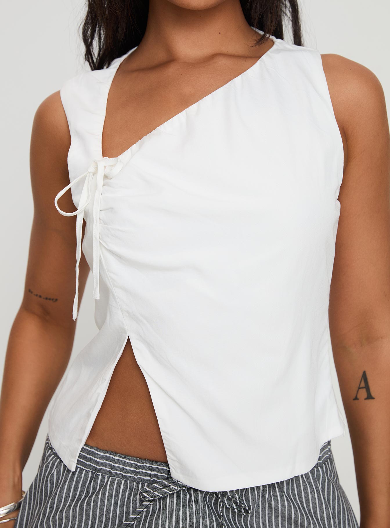 Shanara Top White、mySite、solidvoid