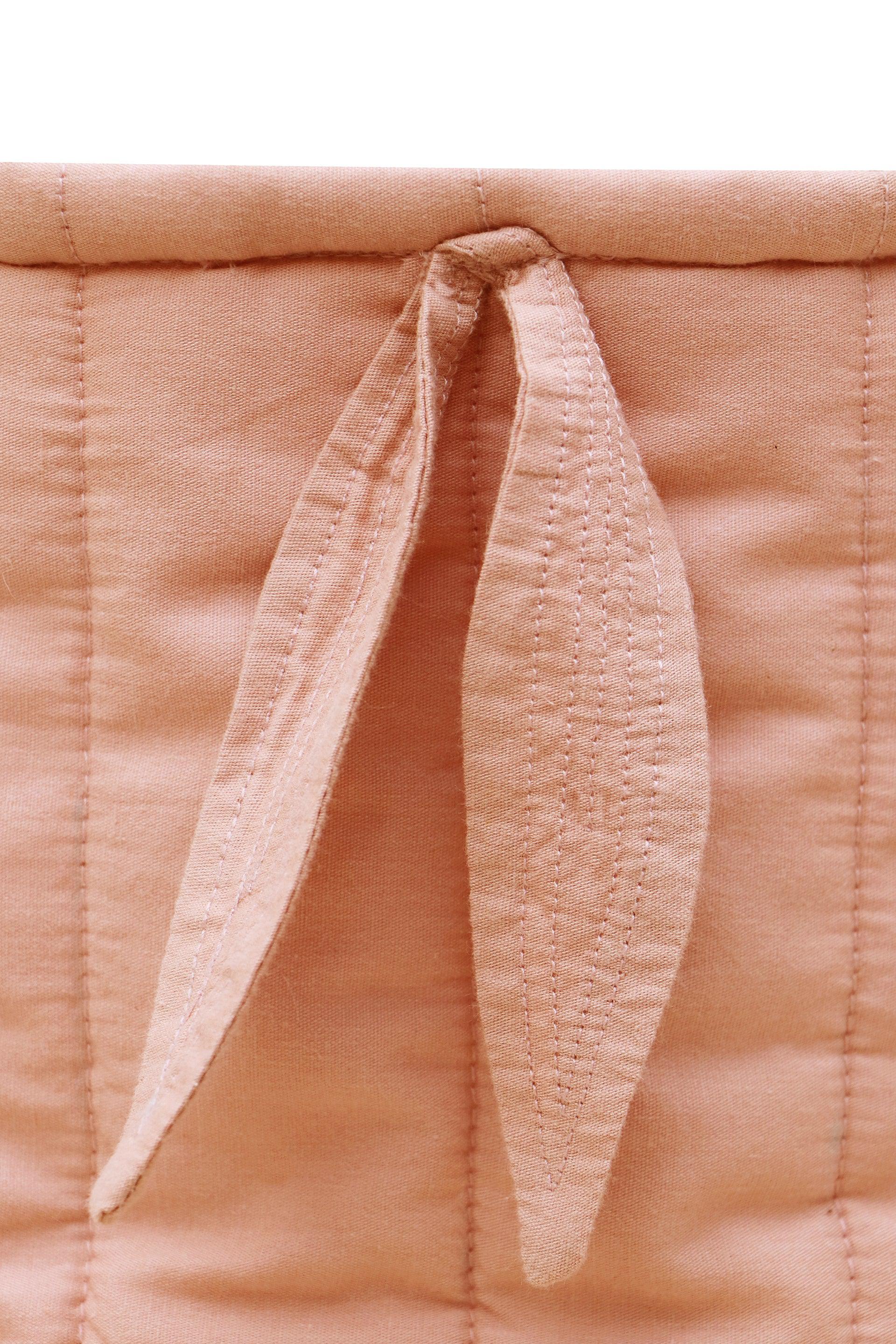 SET OF TWO QUILTED BASKETS VINTAGE NUDE、mySite、gigharbornorthrealestate