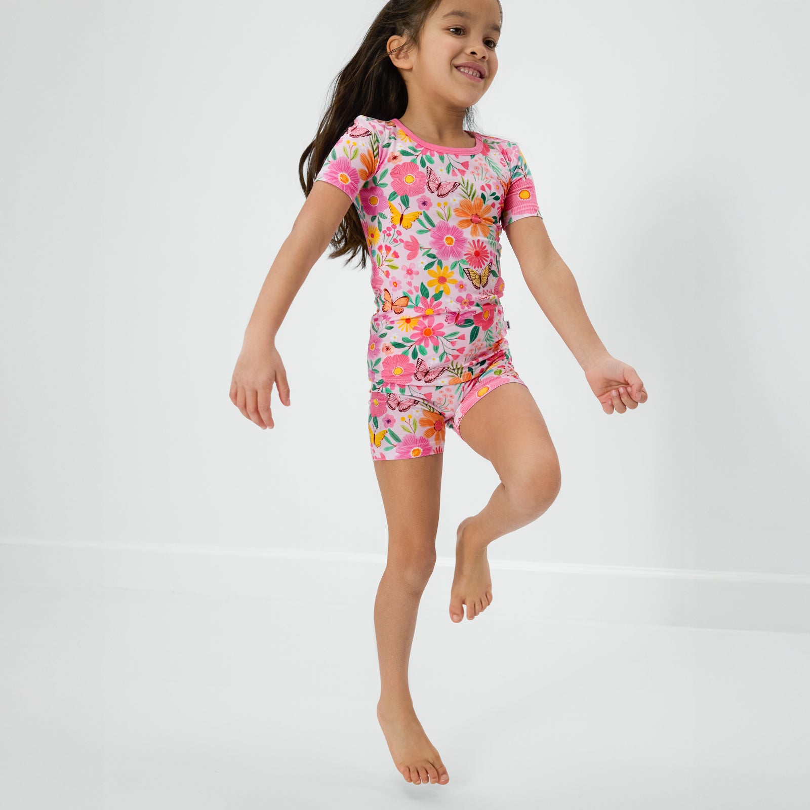  Butterfly Blooms Two-Piece Short Sleeve & Shorts Pajama Set、mySite、layawaytickets