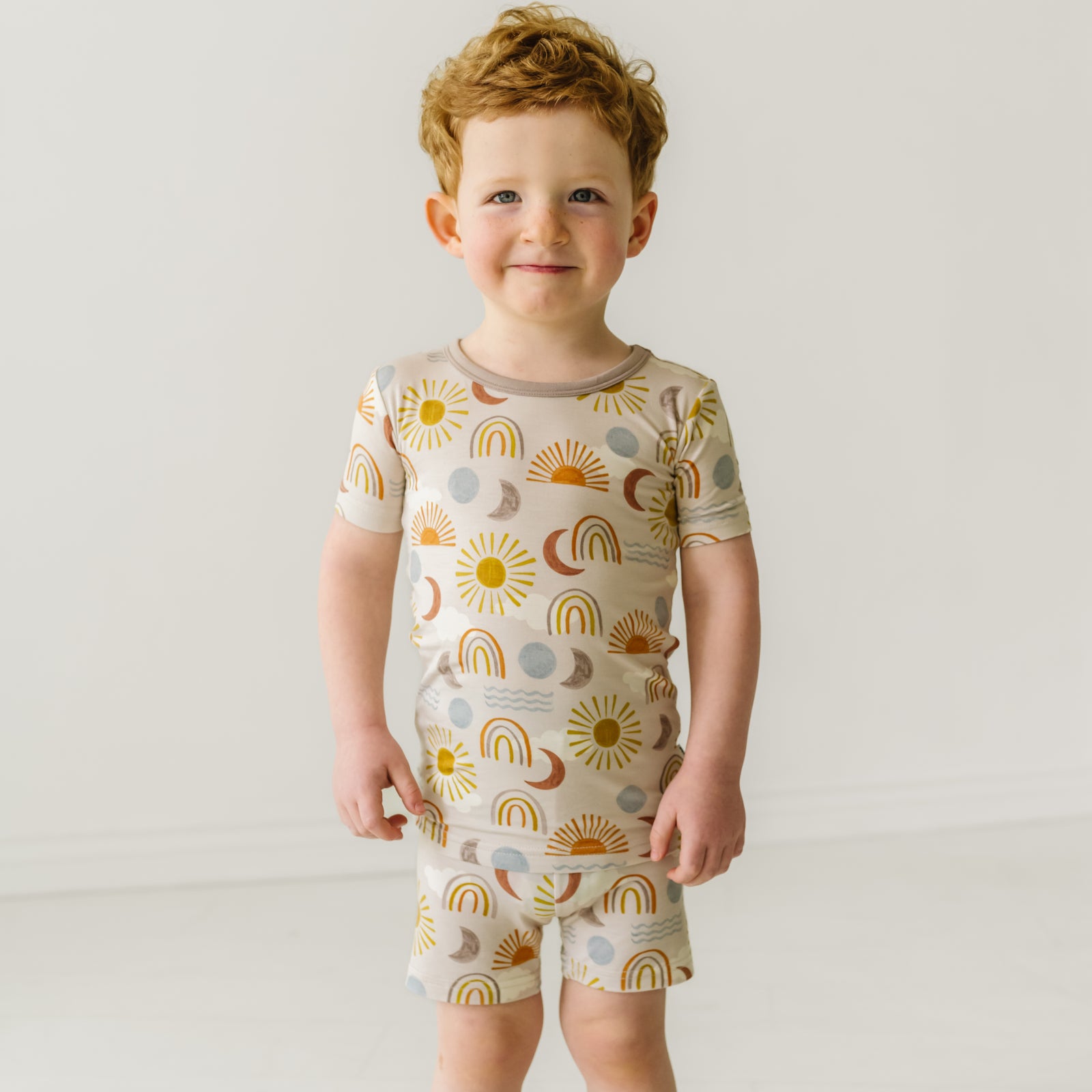  Desert Sunrise Two-Piece Short Sleeve & Shorts Pajama Set、mySite、layawaytickets