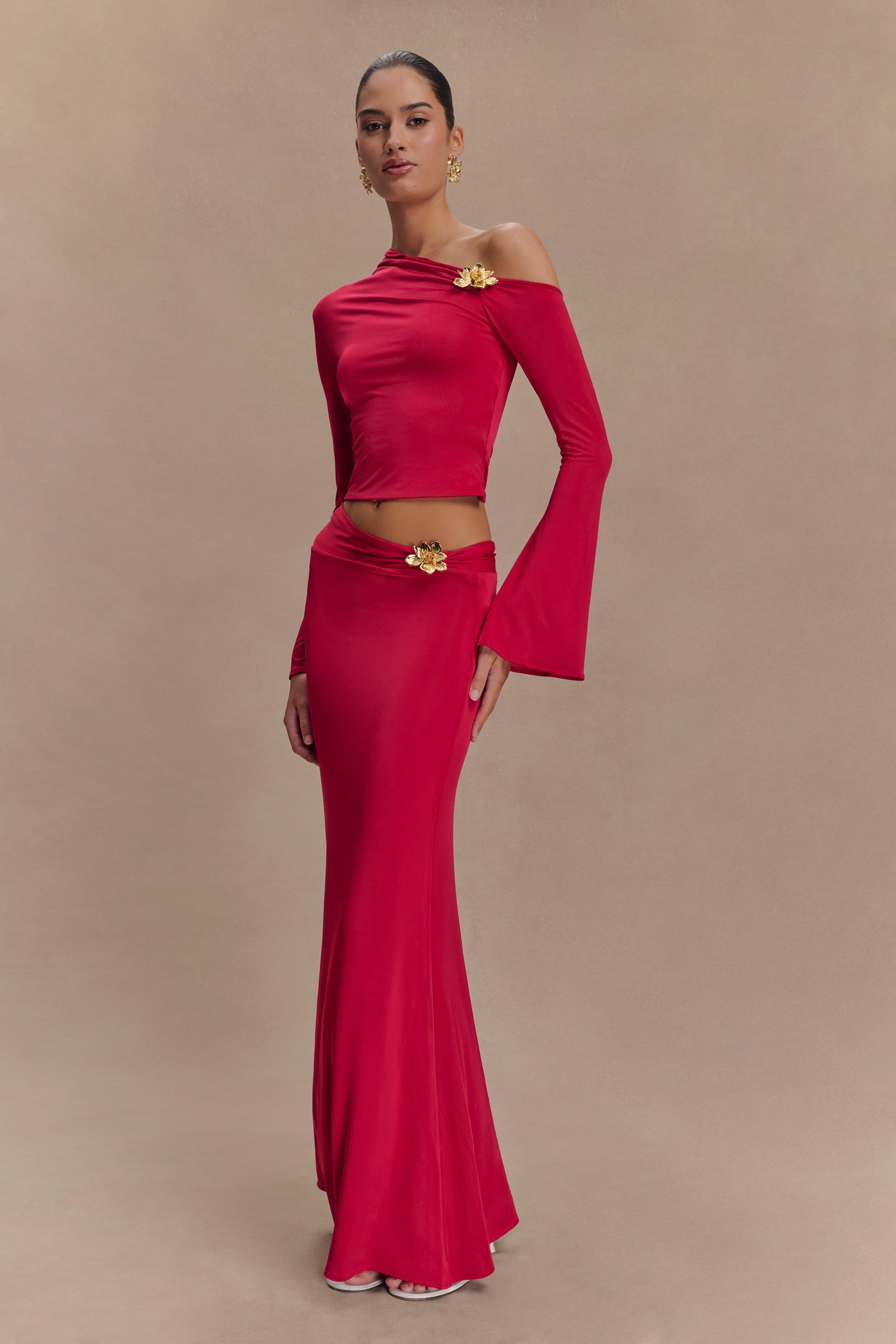 Ainsley Asymmetrical Long Sleeve Top With Floral Hardware - Fuchsia Pink、mySite、solidvoid