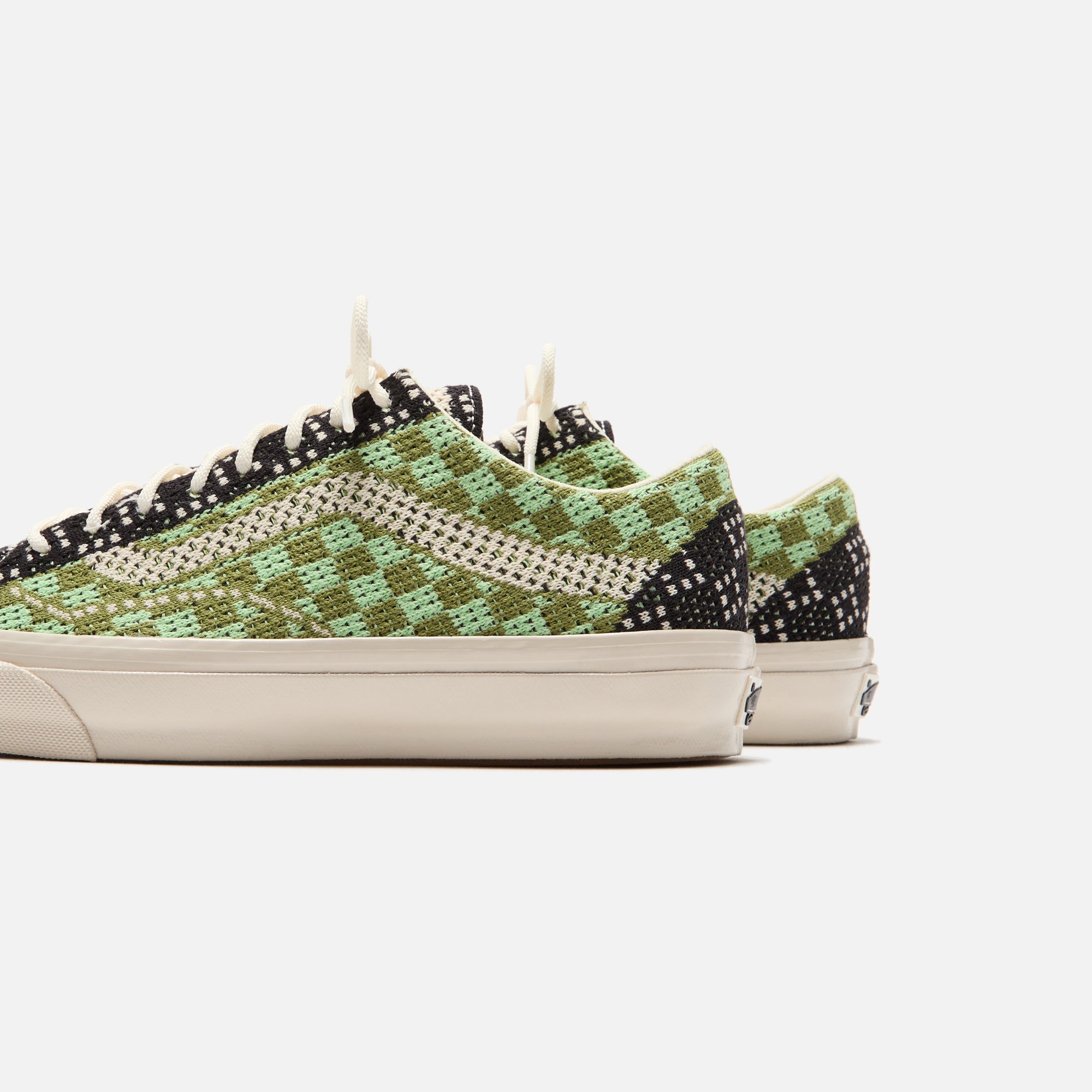 {product_title} - {shop_name}