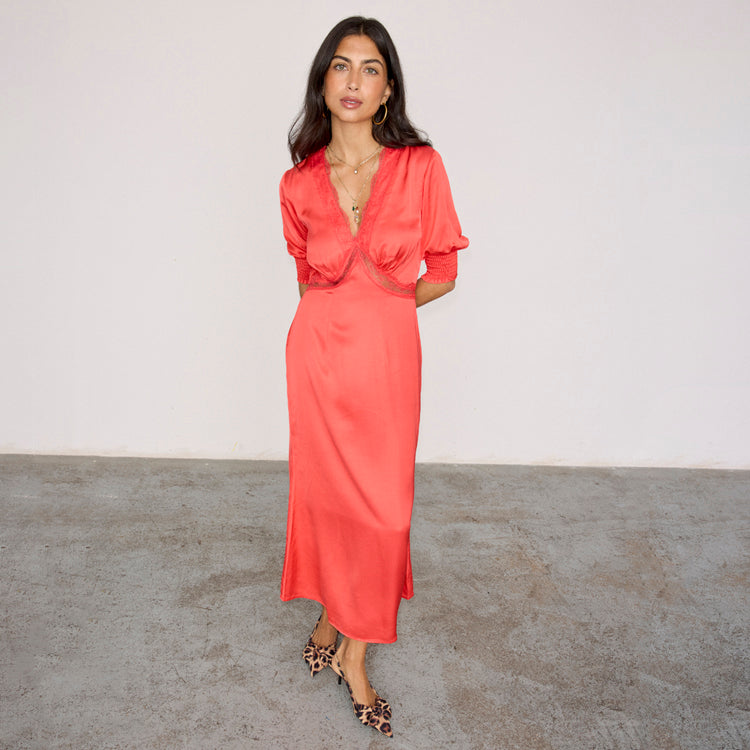 Red May Dress、mySite、solidvoid