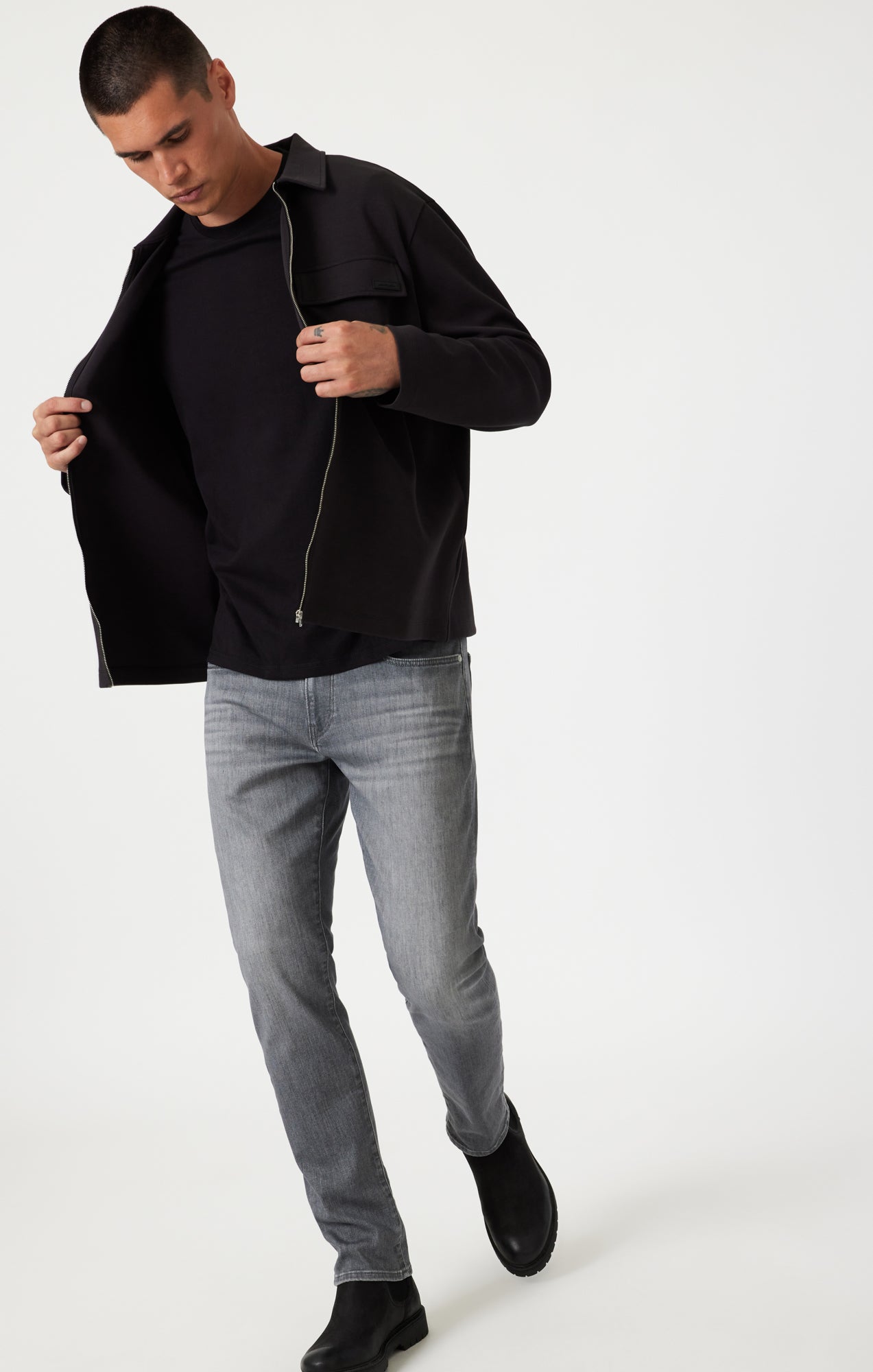 {product_title} - {shop_name}