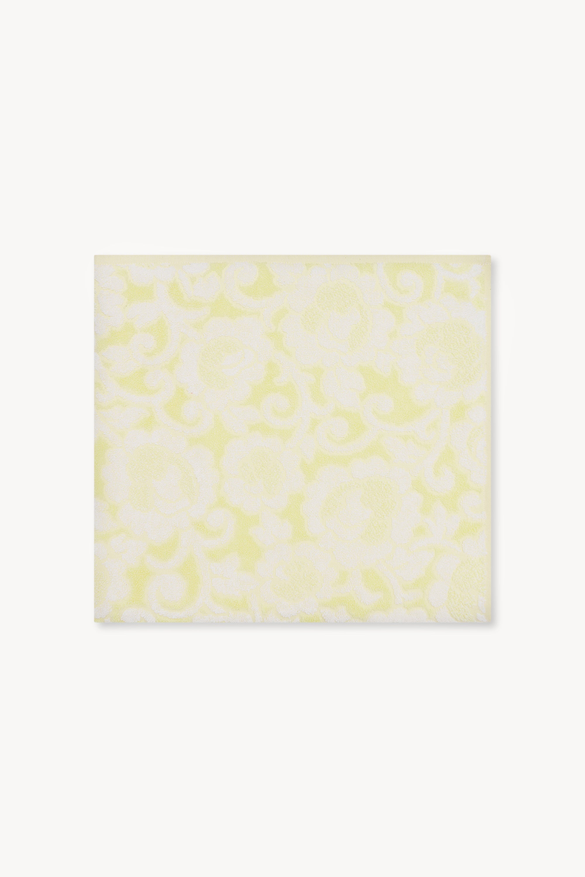 Medium Flower Towel in Cotton、mySite、aoinhome