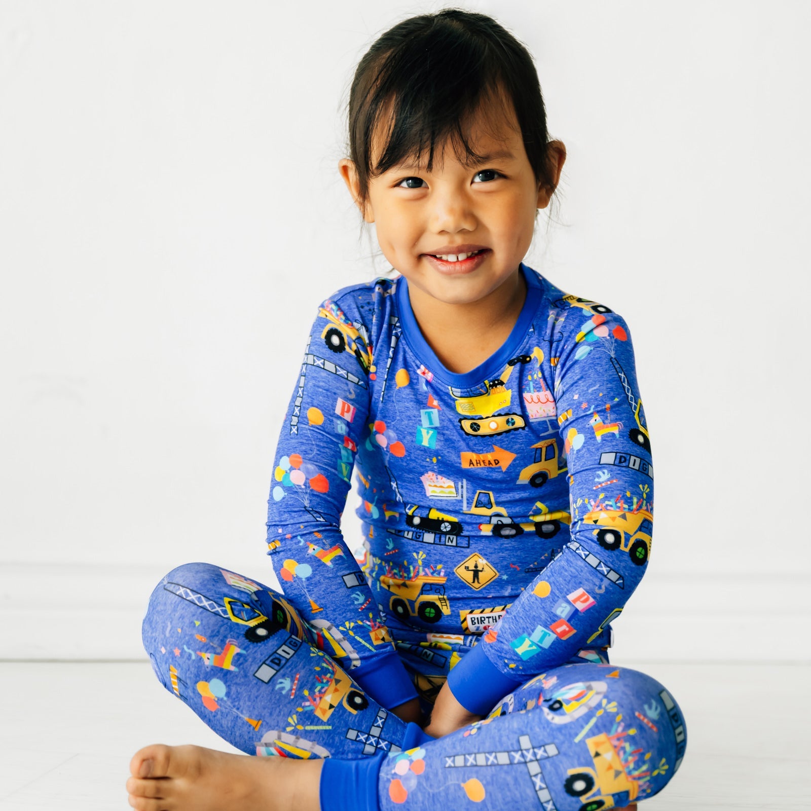 Birthday Builders Two-Piece Pajama Set、mySite、g9winljtr