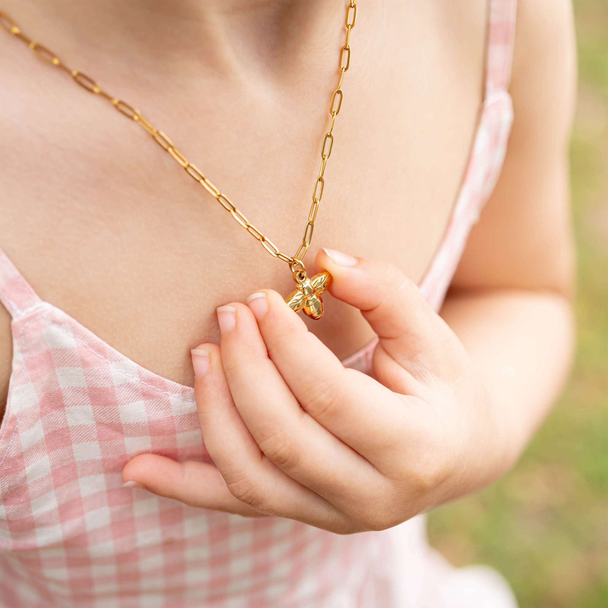 18K Gold PVD Stainless Steel Mommy & Me Bee Charm Necklace Set / BND0073、mySite、dreamappss