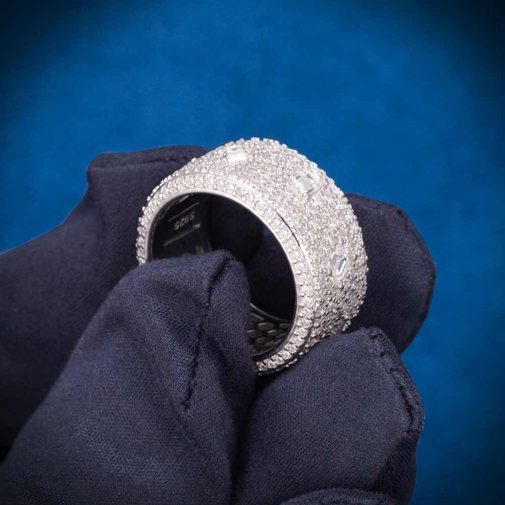 Moissanite 7-Row Emerald Cut Ring 14K Gold、mySite、hinf8tx79