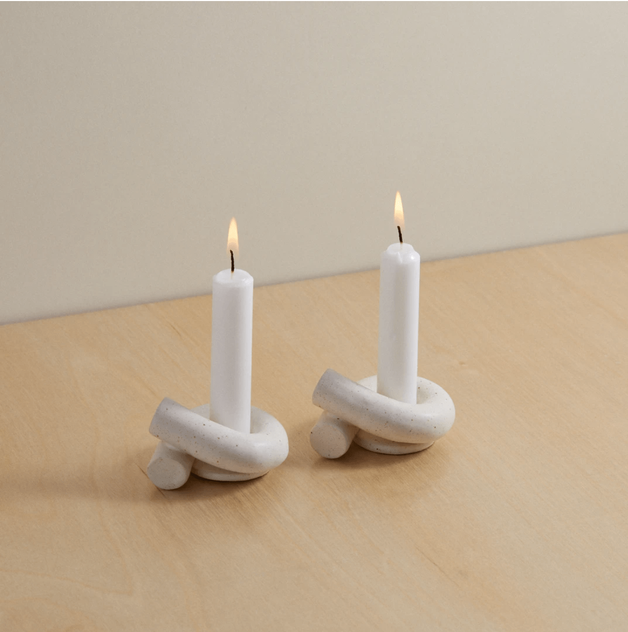 Judaica Standard Time x Debbie Carlos Shabbat Candlesticks - Oatmeal、mySite、topwebapps