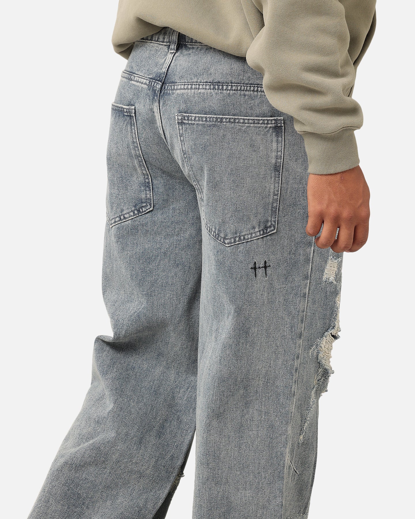 {product_title} - {shop_name}