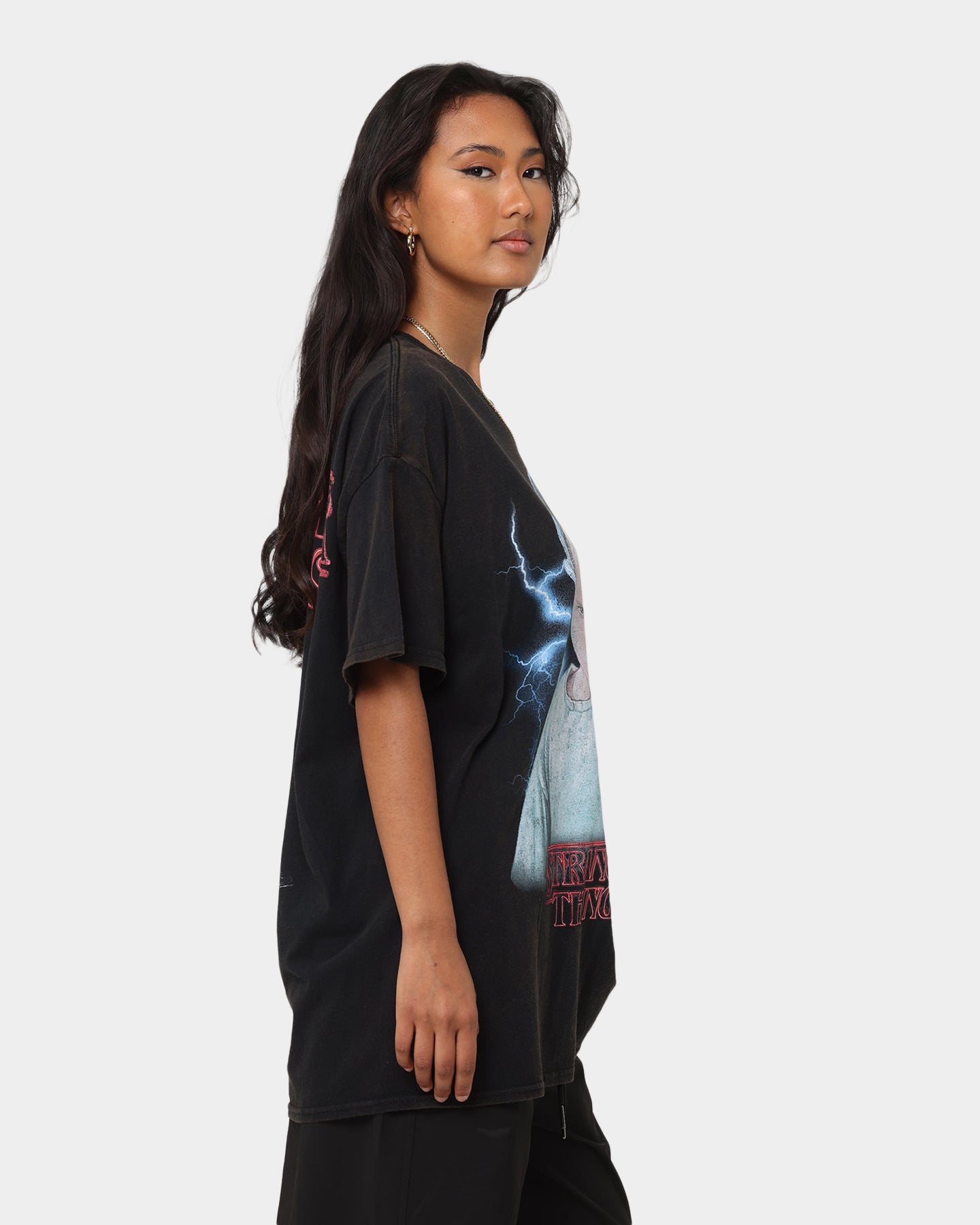 Goat Crew X Stranger Things Eleven Premium Vintage T-Shirt Black Wash、mySite、zt4zffjzw