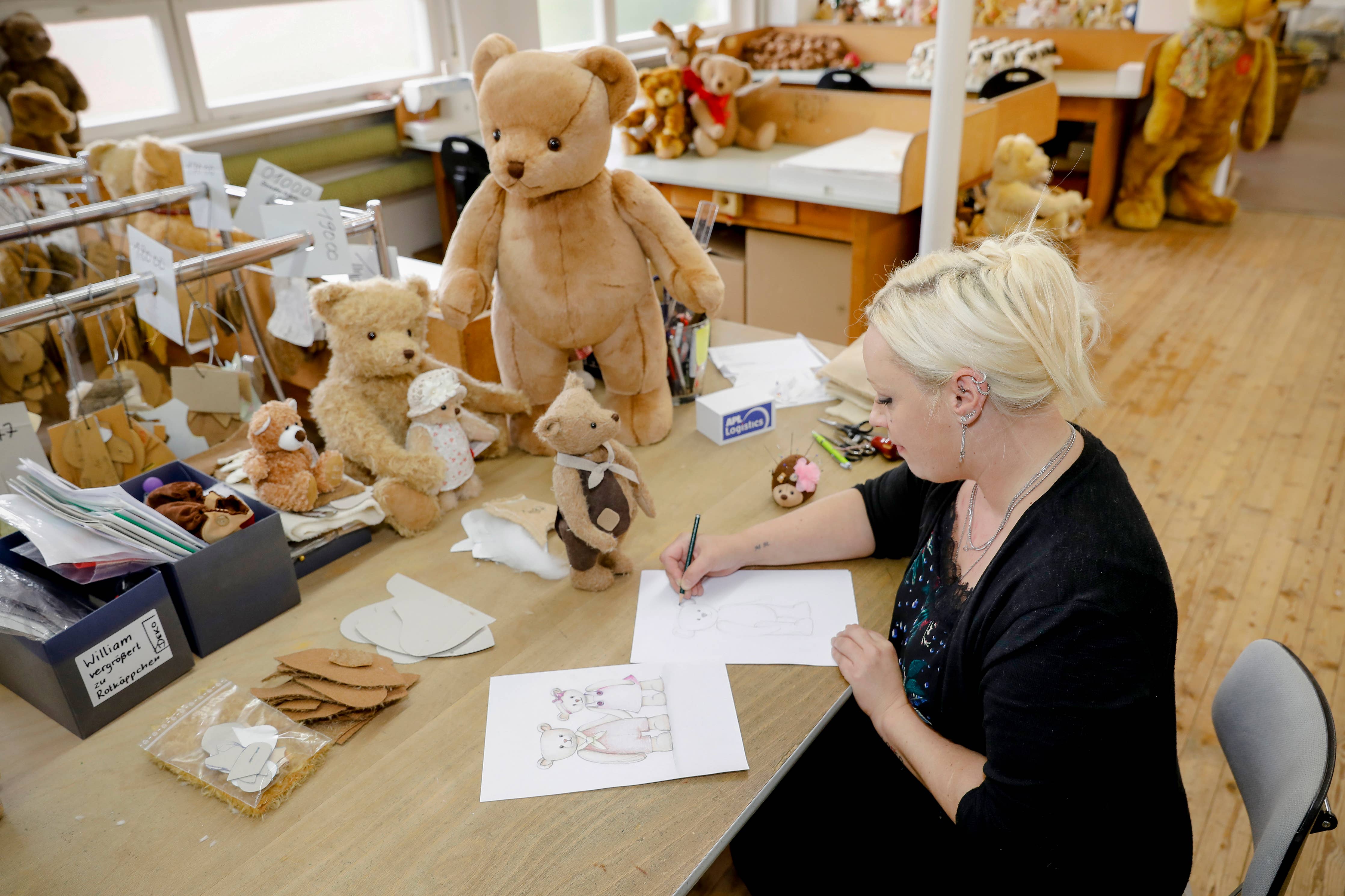 Puss in Boots 25 cm - Limited Collector's Item by Teddy Hermann、mySite、g9winljtr