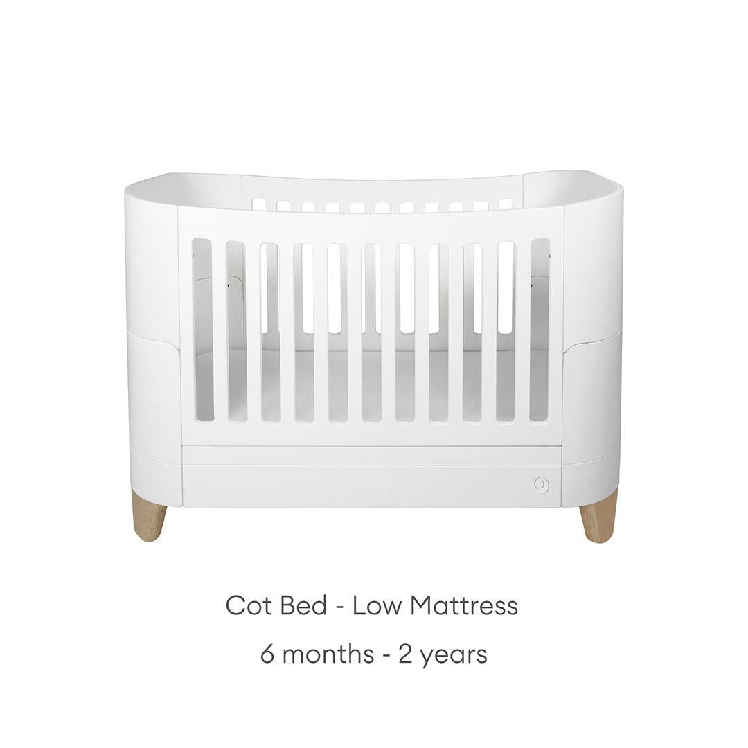  Gaia Baby Serena Cot Bed & Dresser Set - White/Natural、mySite、merchandisen