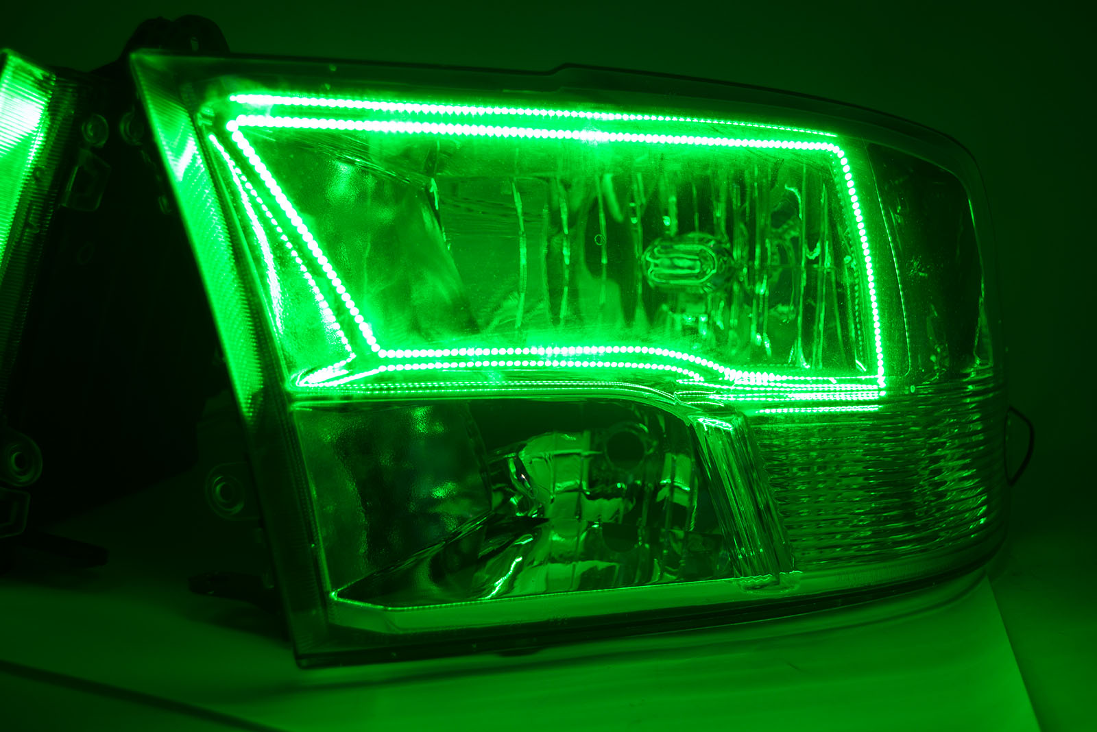 2009-2018 Dodge Ram 1500 Headlights - ORACLE Green LED Halo Kit Pre-Installed、mySite、nflplayoffbracketp