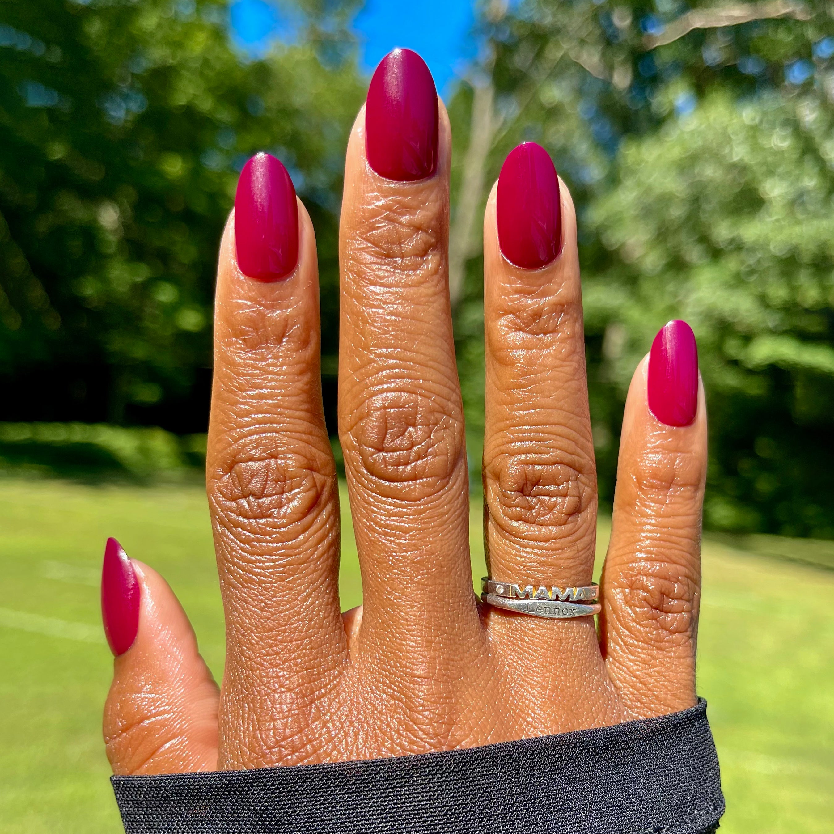 Cabernet | Medium | Oval - Tab Press-On、mySite、solidvoid