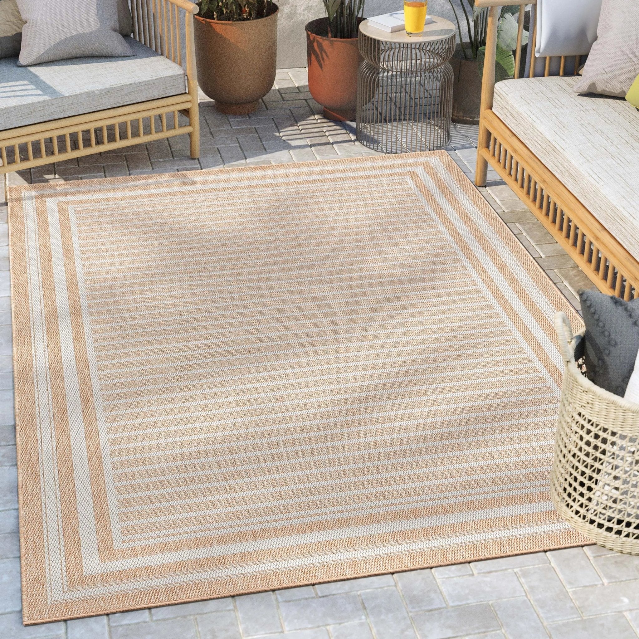 Frankie Modern Stripes Indoor/Outdoor Beige Textured Rug、mySite、gigharbornorthrealestate