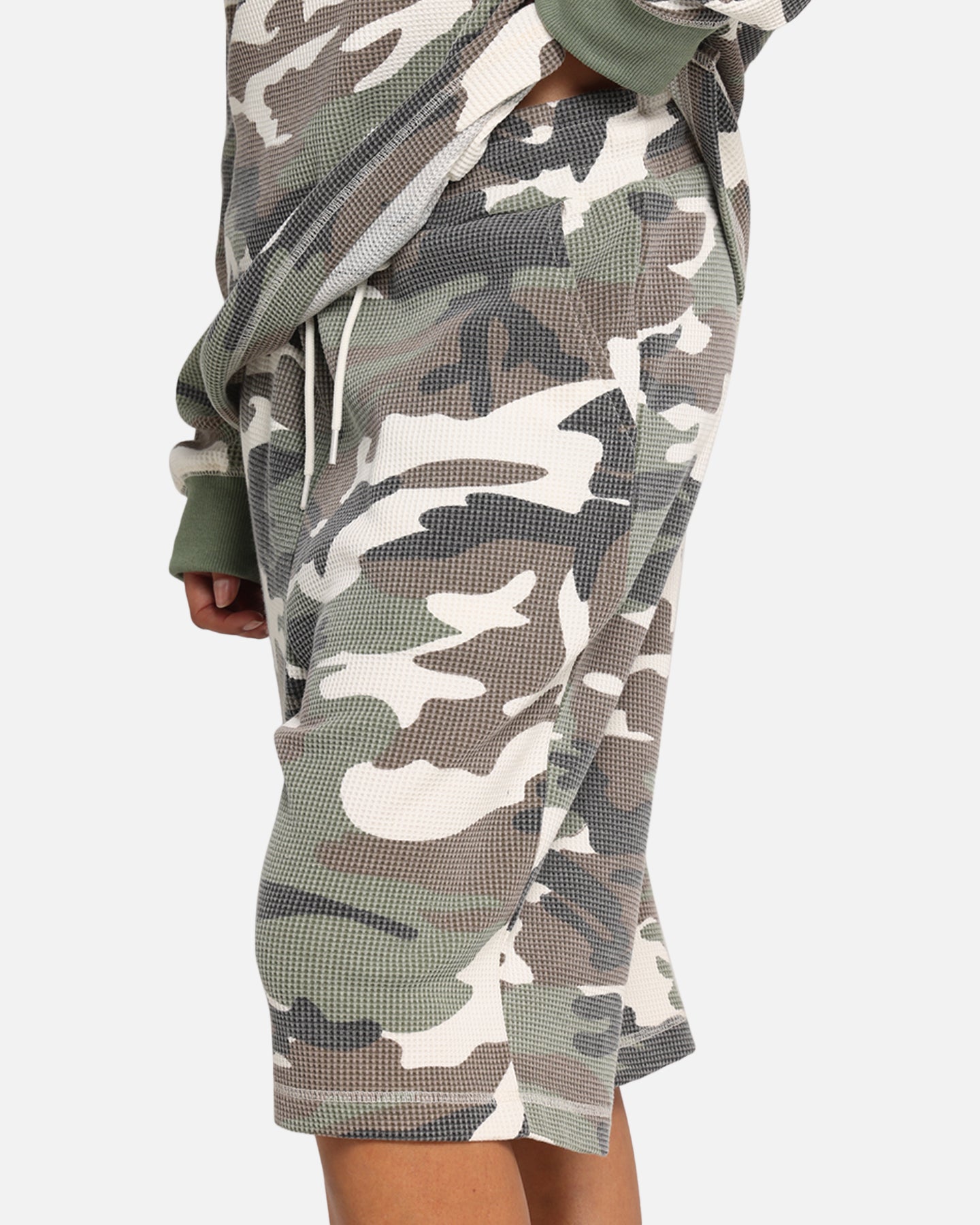 XXIII Printed Thermal Shorts Camo、mySite、zt4zffjzw