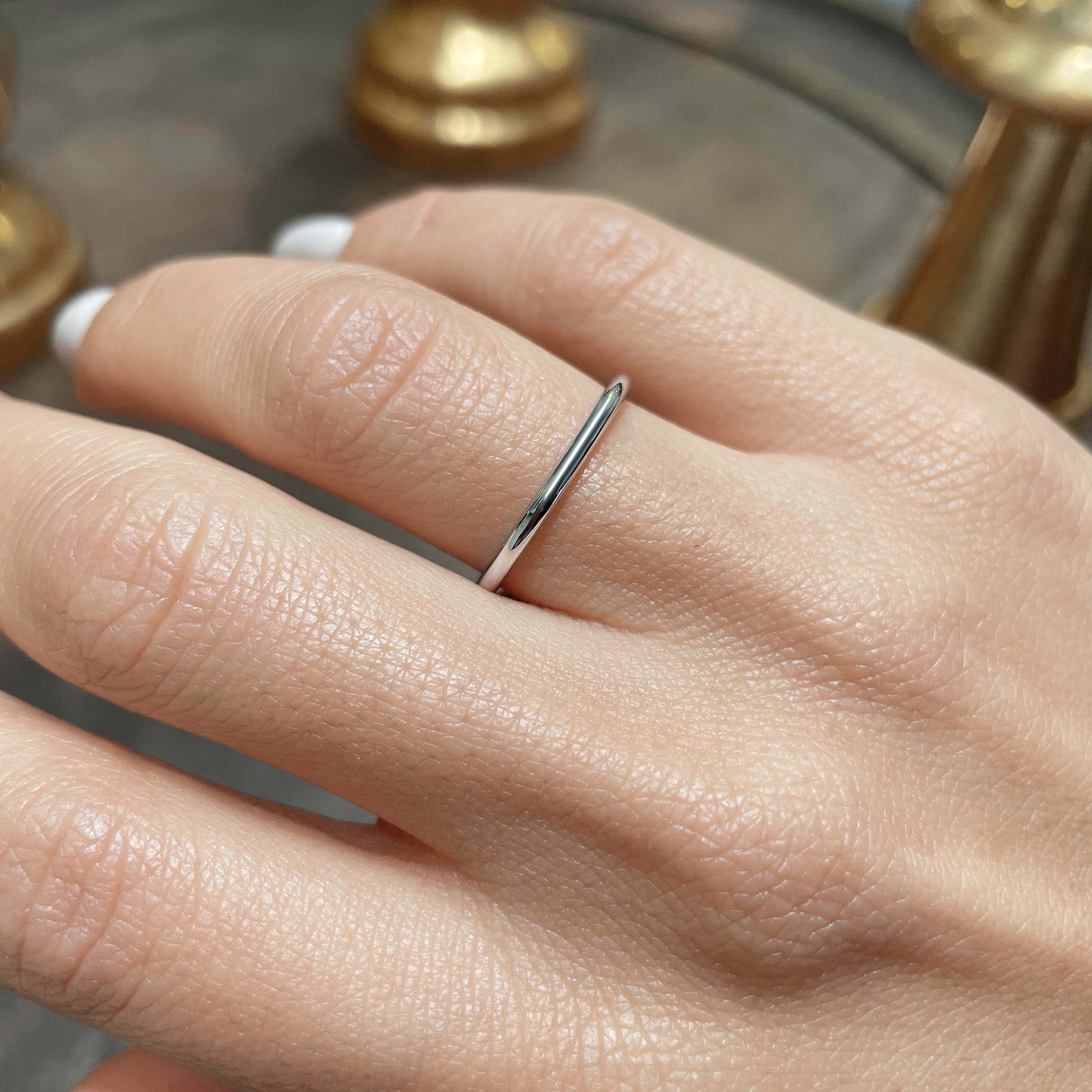 Eloise Wedding Band -Platinum、mySite、hinf8tx79