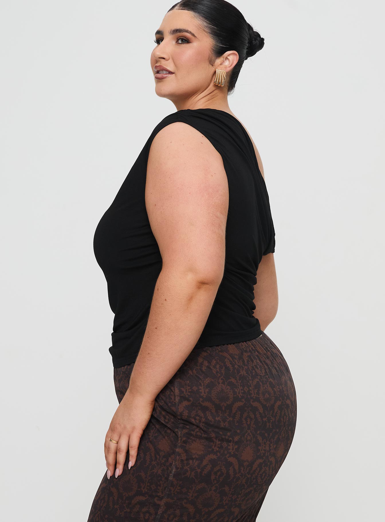 Beller Top Black Curve、mySite、solidvoid