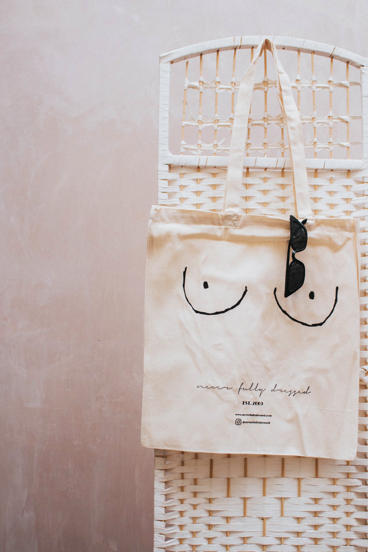 Boob Bag、mySite、solidvoid