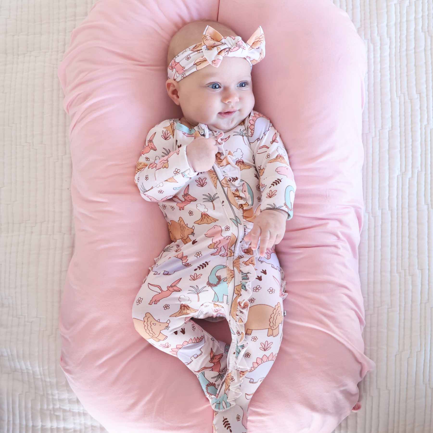  Dolly's Dinos Ruffle Zipper Footie、mySite、layawaytickets