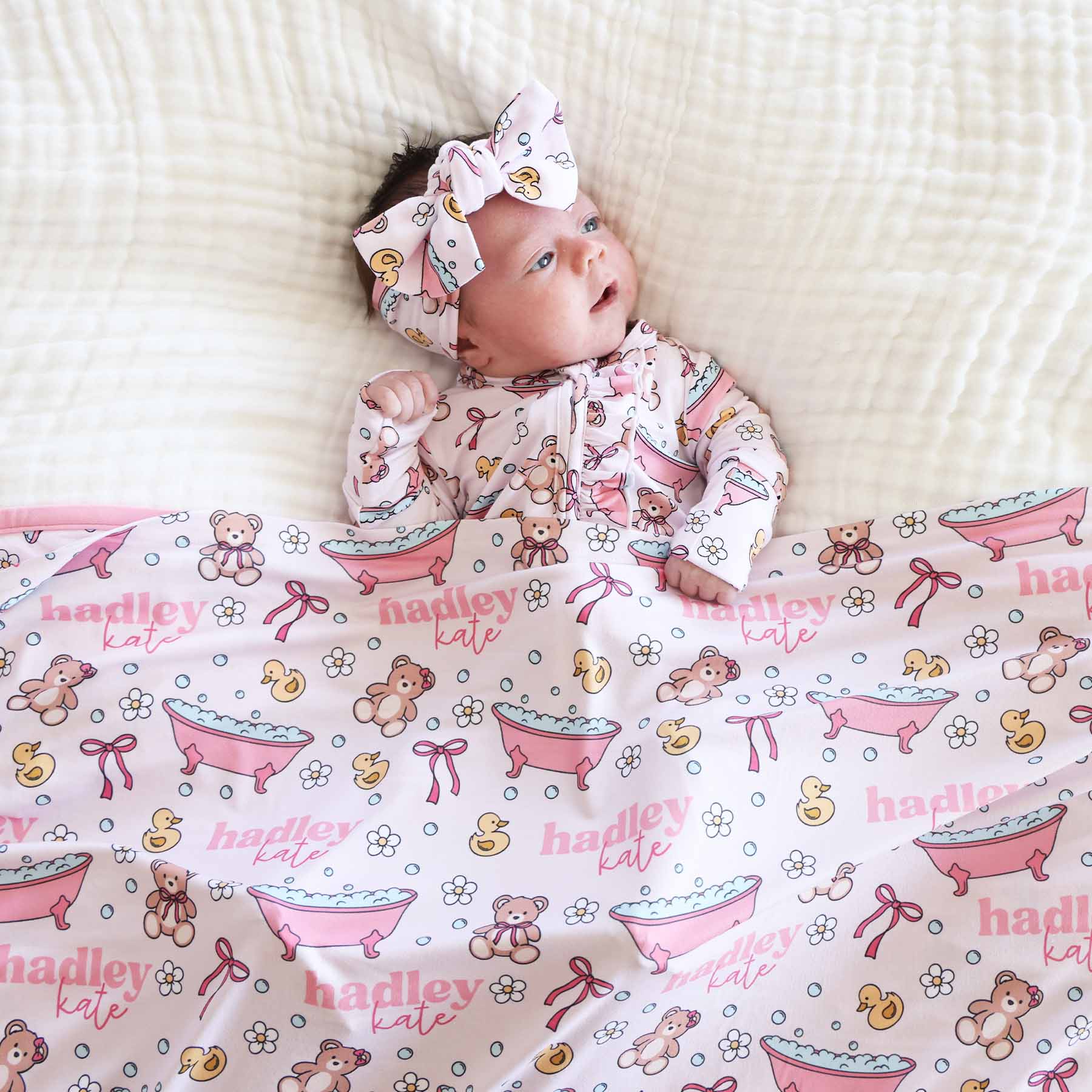  Bathtime Besties Personalized Swaddle Blanket | Pink、mySite、layawaytickets