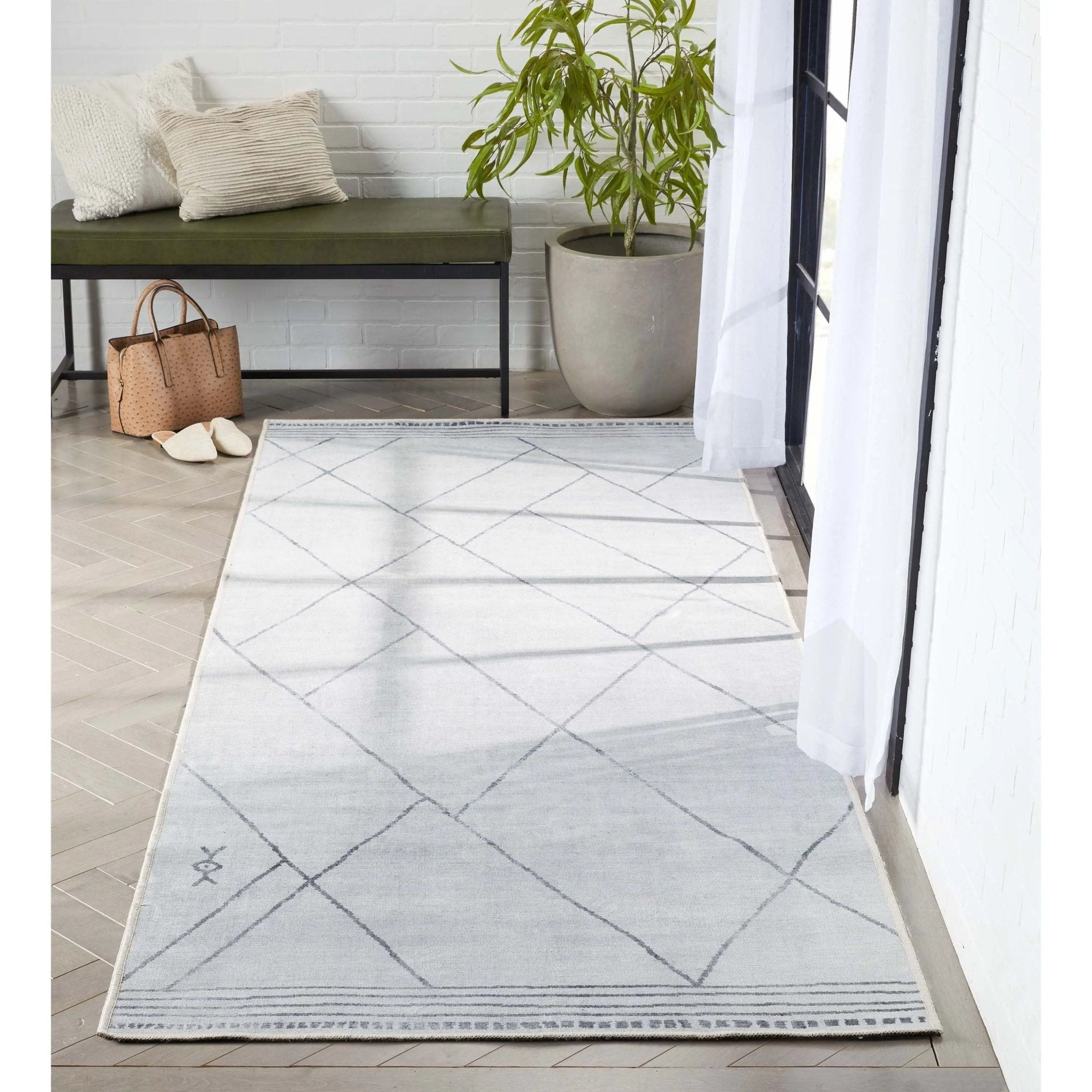Bryn Moroccan Lattice Trellis Ivory Grey Area Flat-Weave Rug、mySite、gigharbornorthrealestate