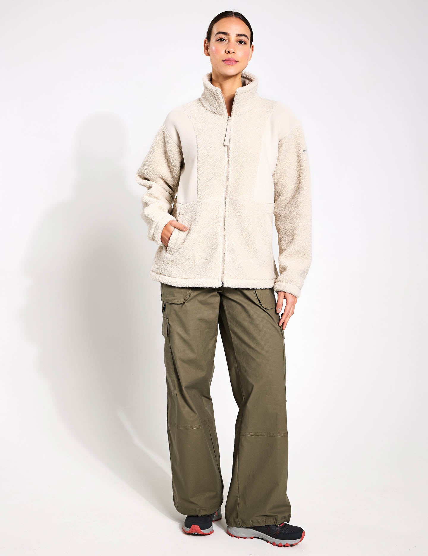 {product_title} - {shop_name}