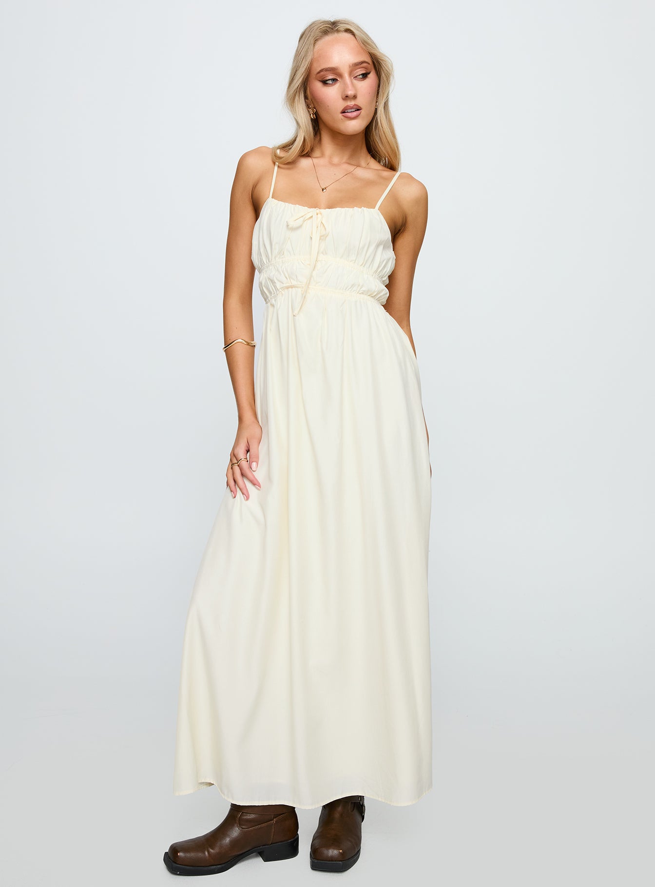 Violeta Tiered Maxi Dress Cream、mySite、solidvoid