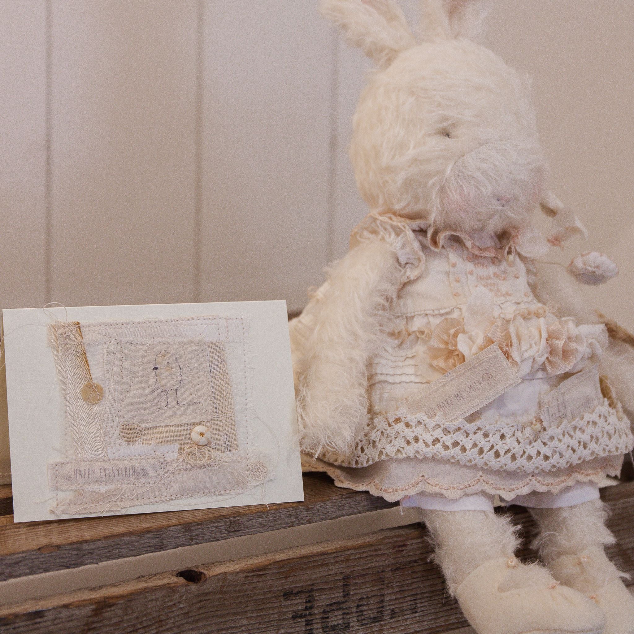RETIRED - Hutch Studio - Miss Lovey Love Note - Hand-Crafted Curly Mohair Cream Bunny、mySite、g9winljtr