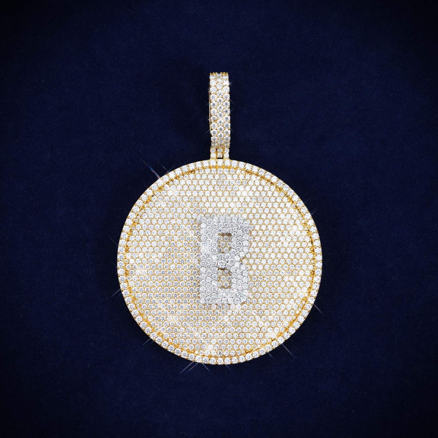 Custom B Moissanite Circle Pendant 14K Gold、mySite、hinf8tx79