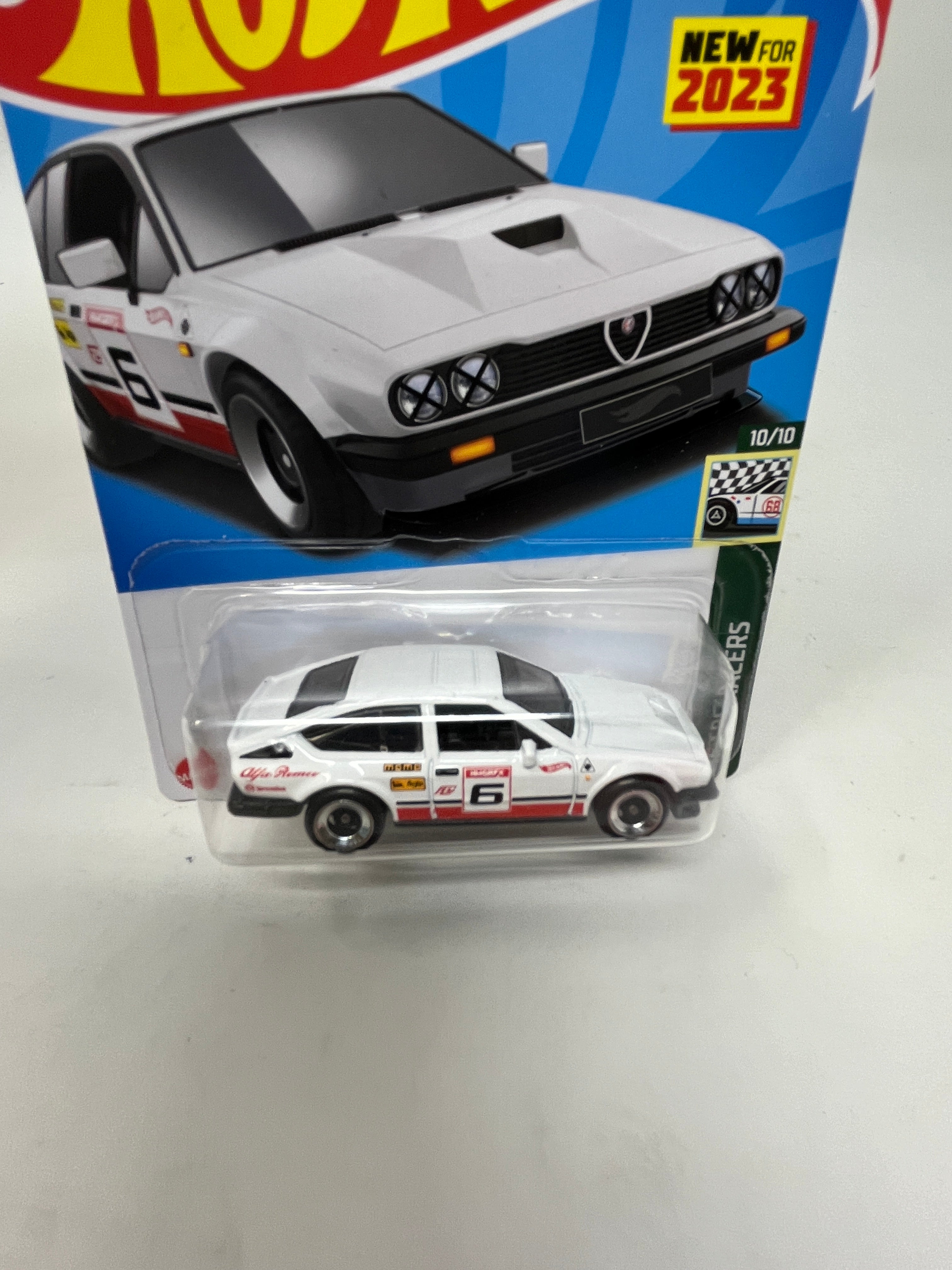 Alfa Romeo GTV6 3.0 #185 * White * 2024 Hot Wheels Basic、mySite、hgirdovlk