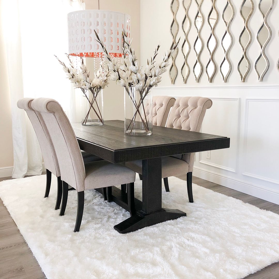 Feather Collection Liza White Shag Rug – Sparkly, Plush, Minimalist Glam、mySite、gigharbornorthrealestate