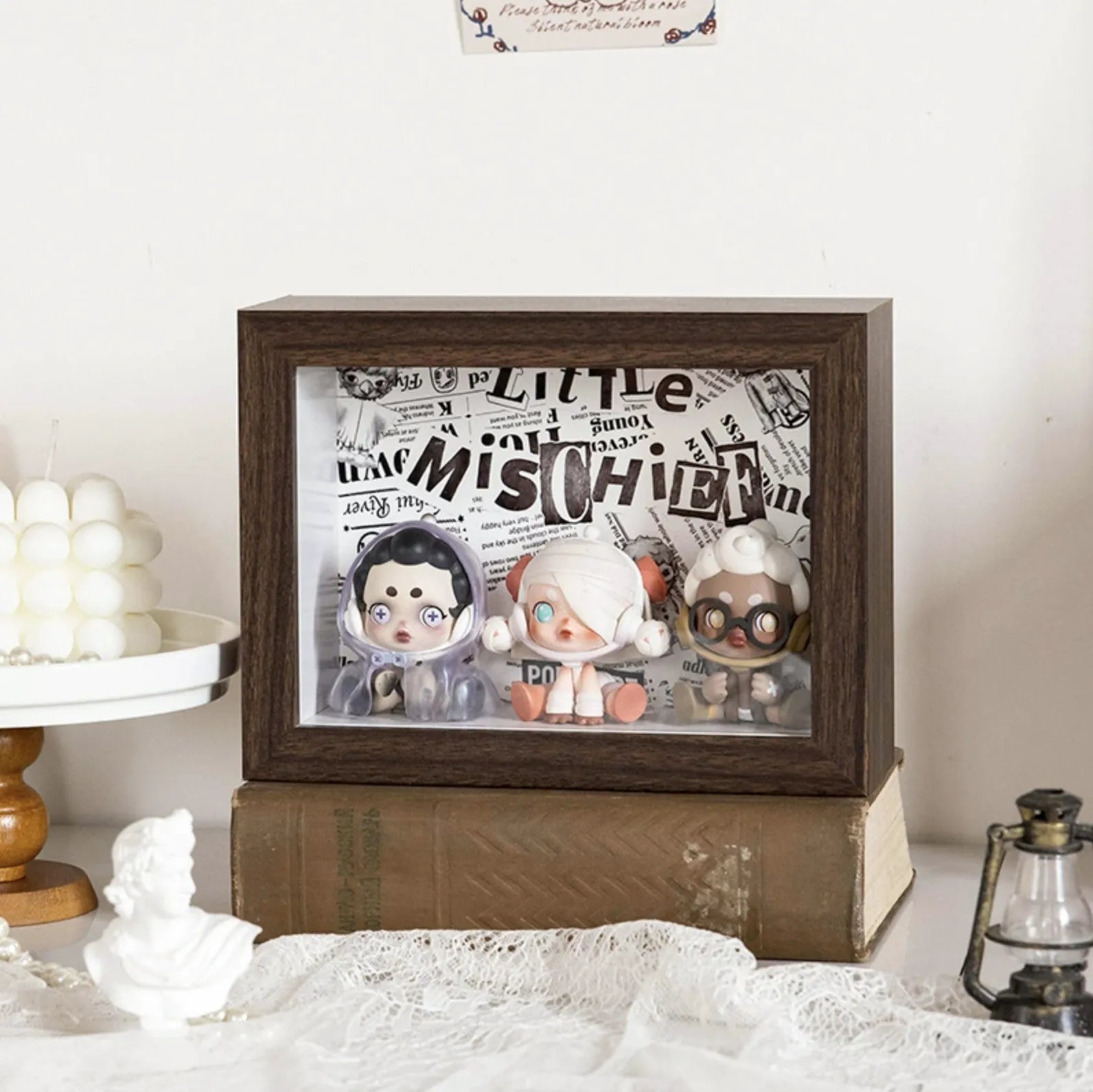  Wood and Glass Display Case for Collectibles (No Figures Included)、mySite、greenlandpopulation