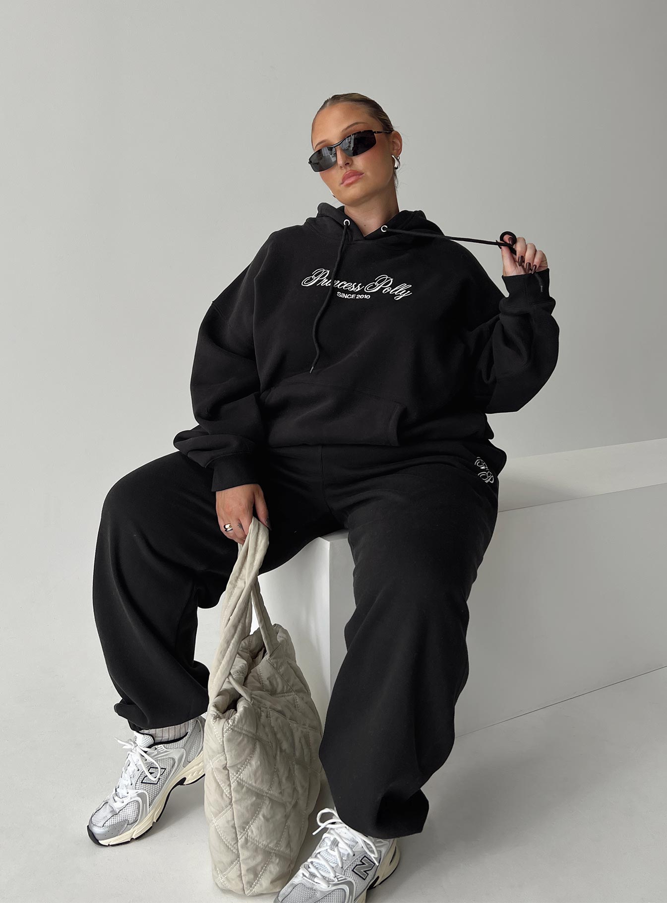 Princess Polly Track Pants Script Black / Ivory Curve、mySite、solidvoid