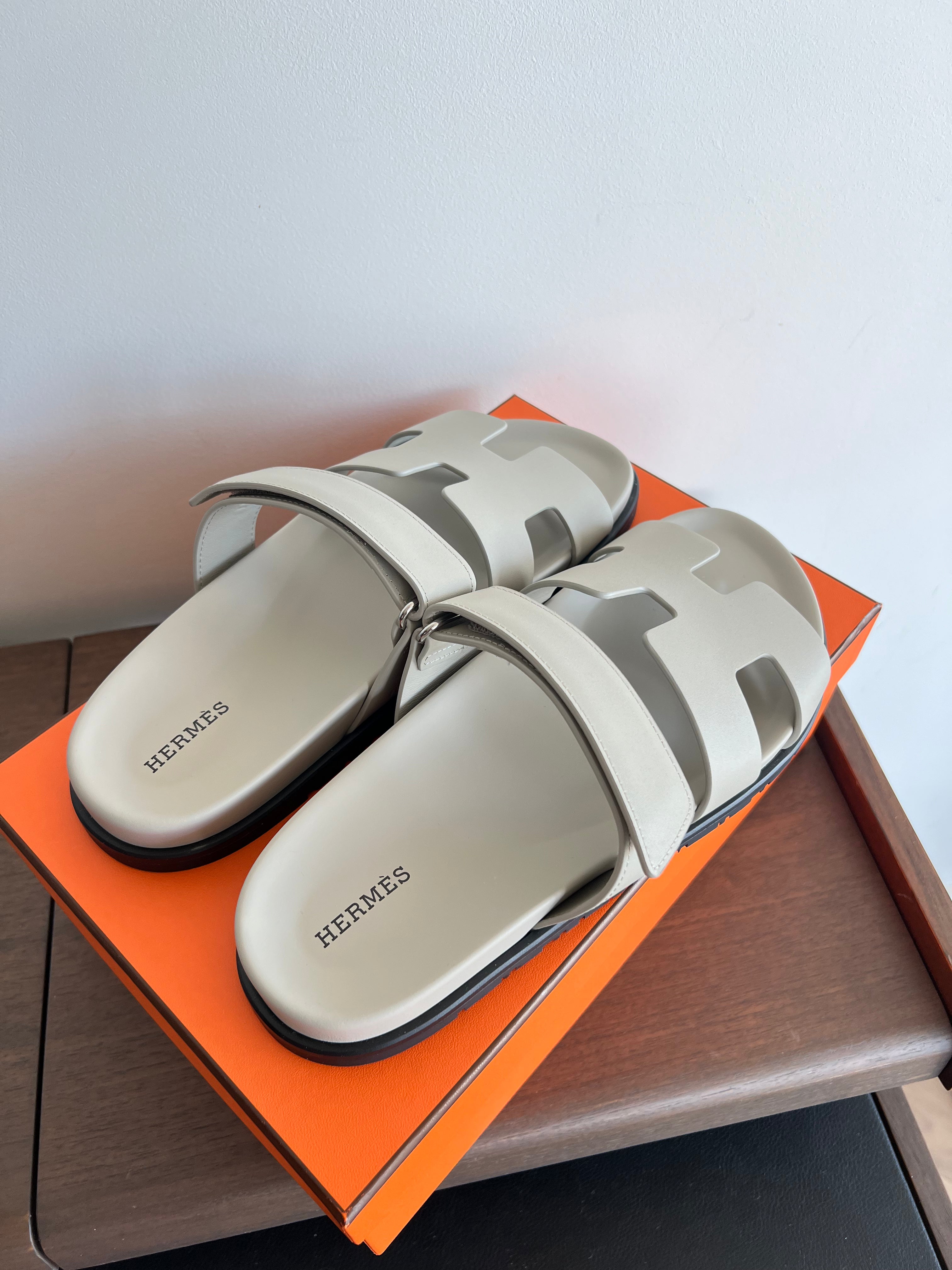 Hermès Chypre Sandals (Beige Equisse)、mySite、garminoutage.com